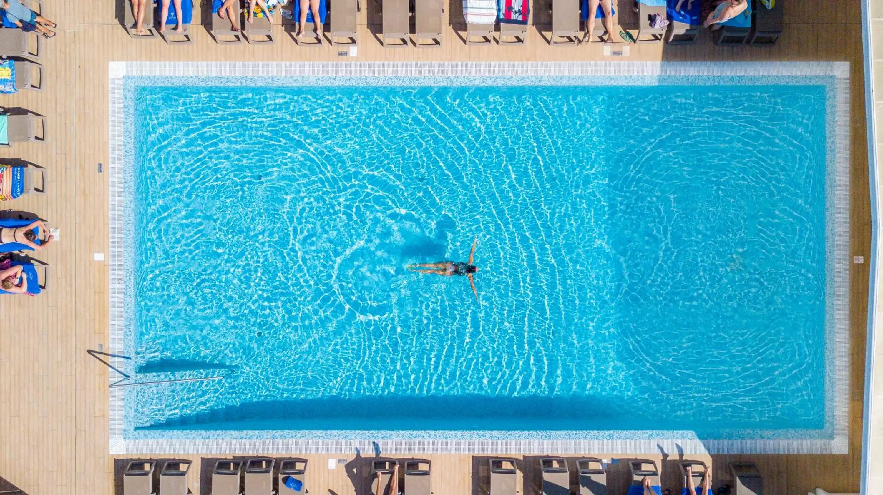 Spring, Swimming Pool in Jupiter Algarve Hotel