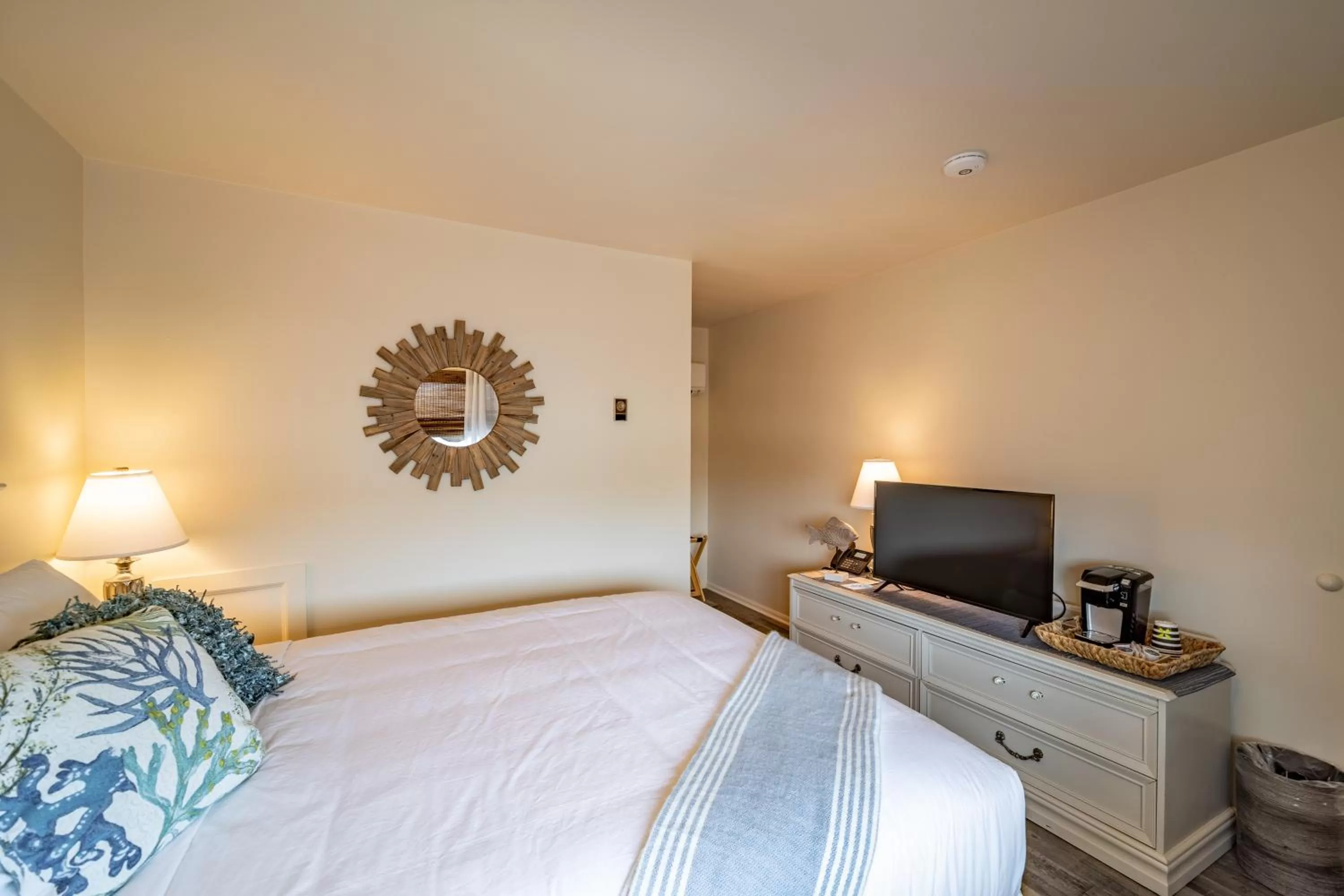 Bed in Ocean Glass Inn