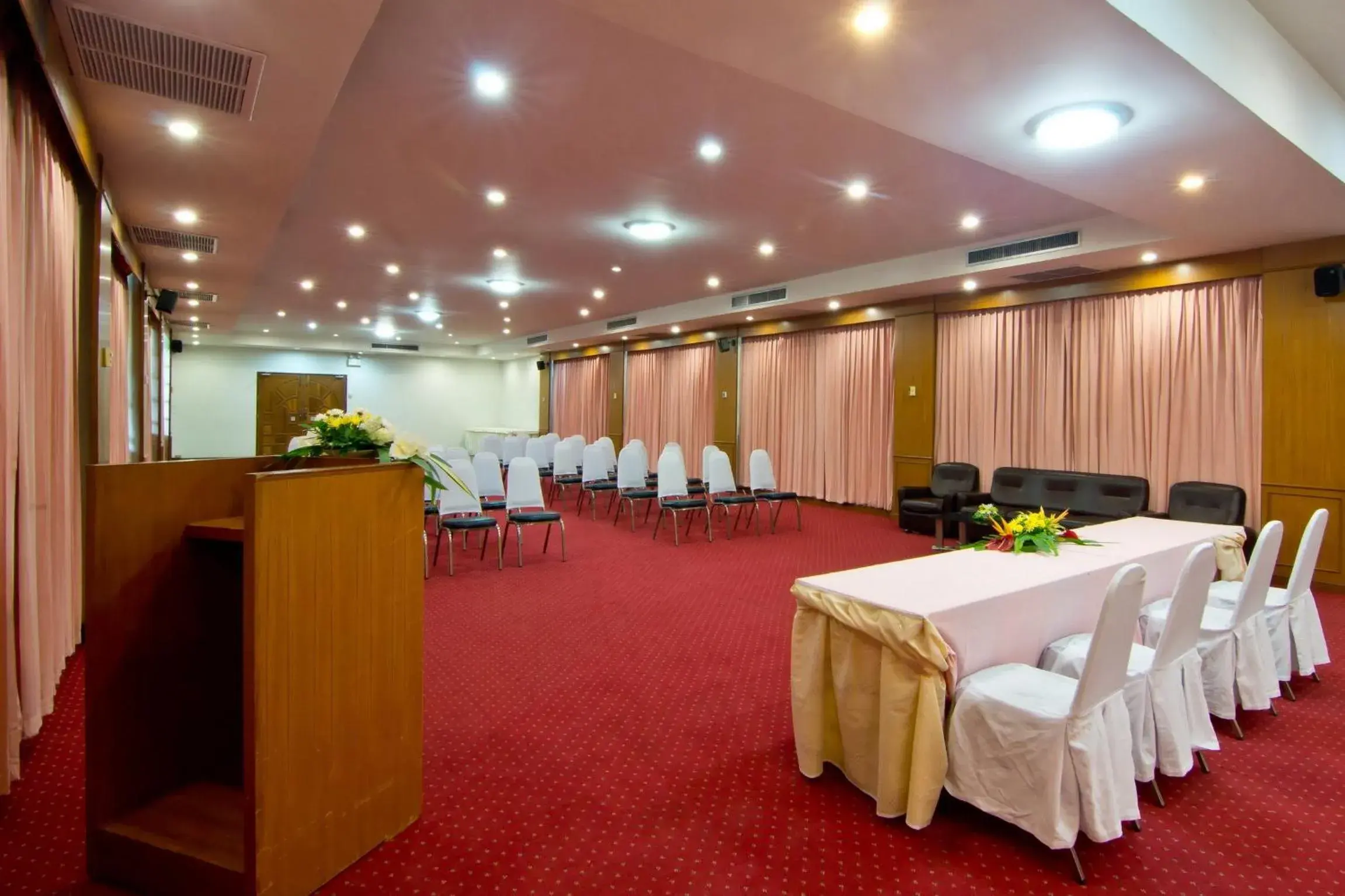Meeting/conference room, Banquet Facilities in Sunshine Garden Resort - SHA Extra Plus