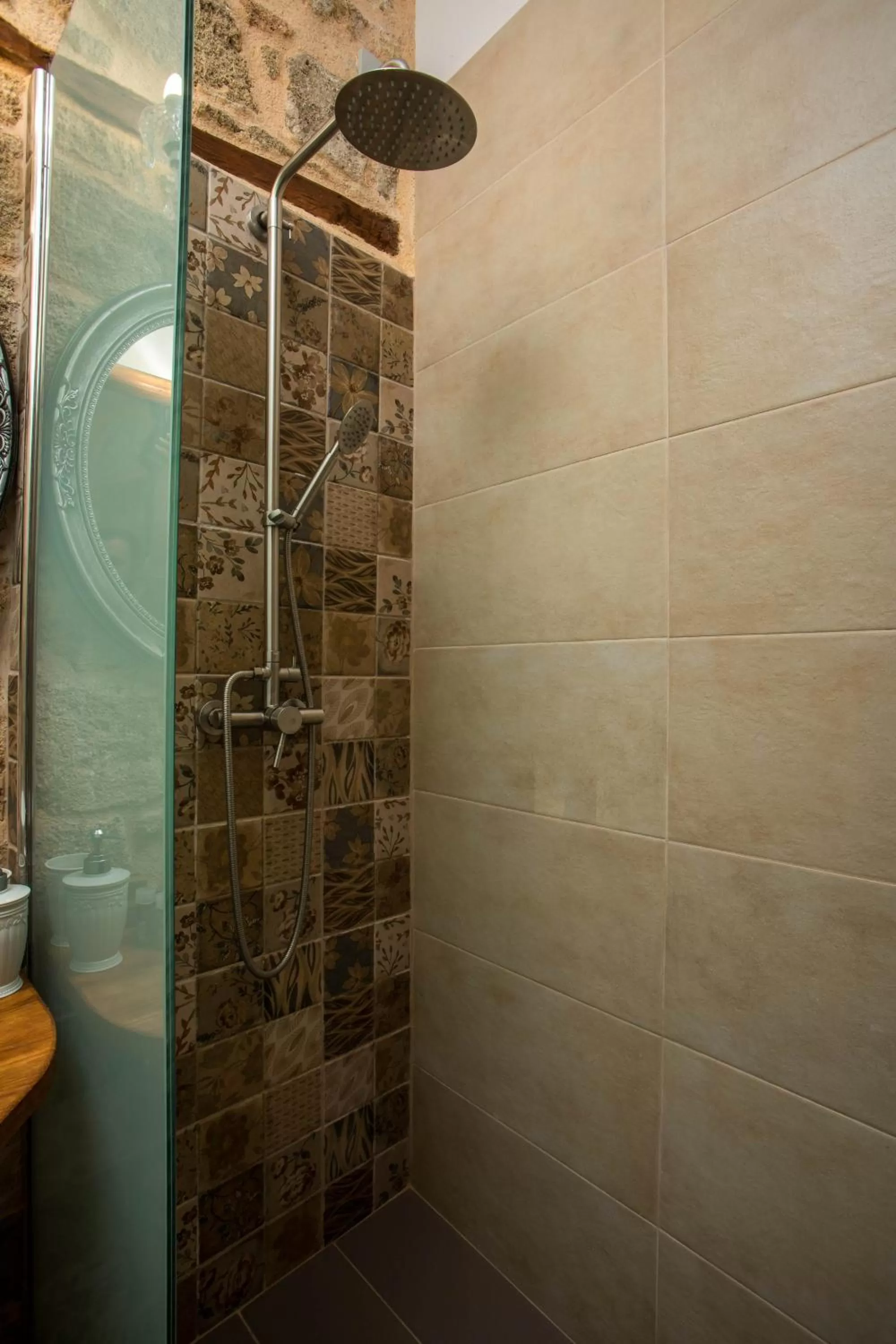 Shower in Attiki Hotel