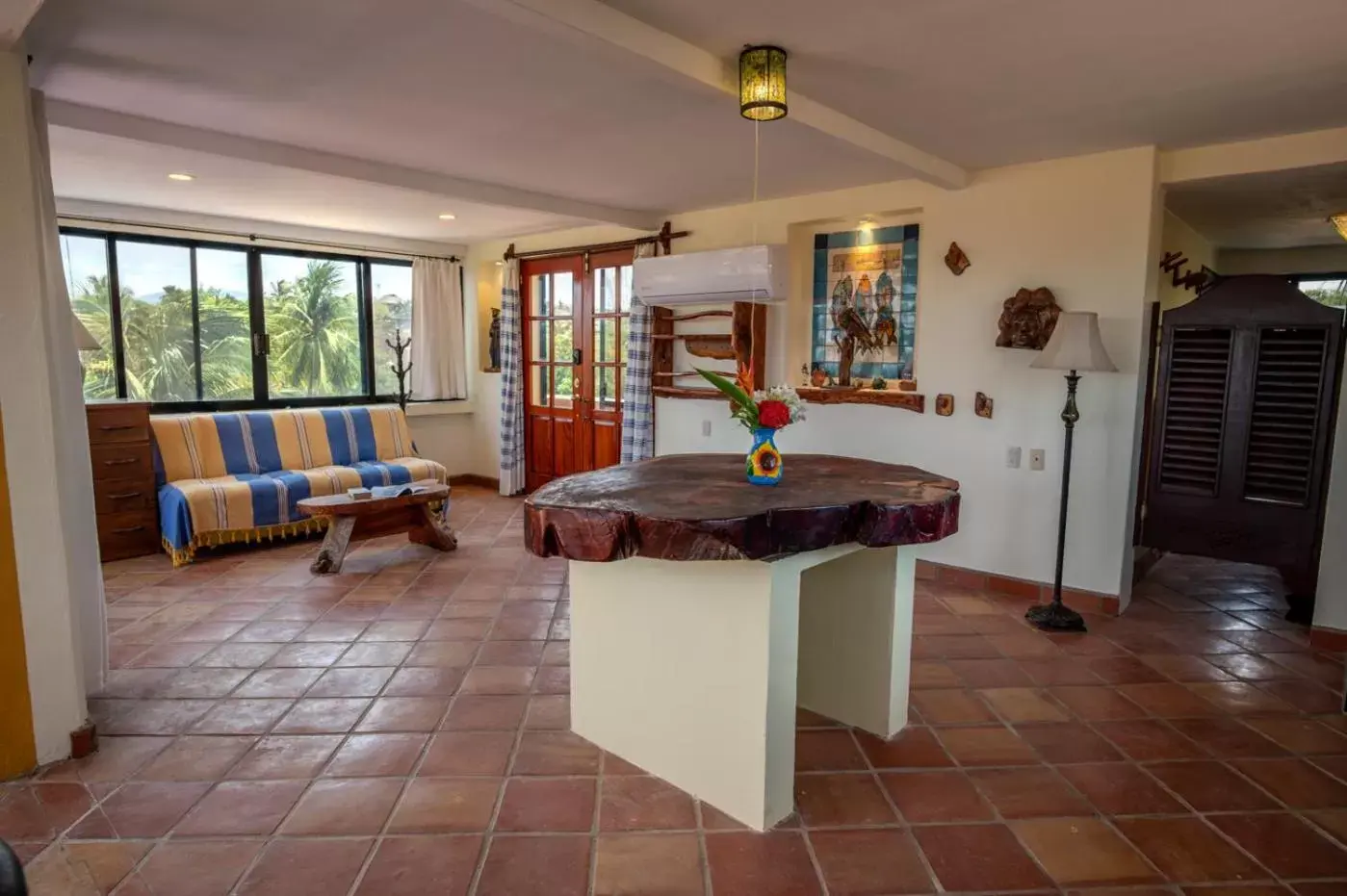 Living room in Hotel Casamar Suites