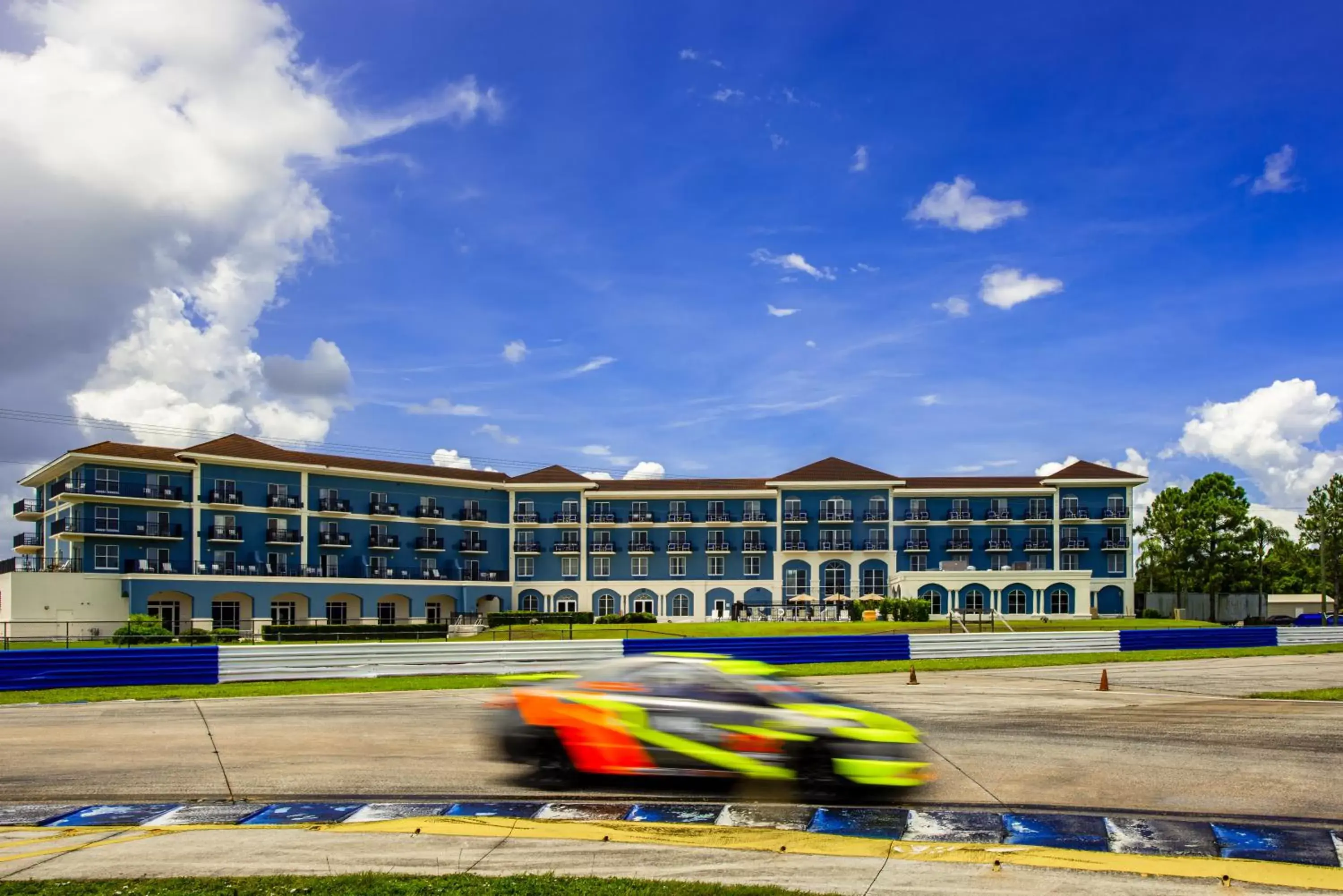 Property Building in SEVEN Sebring Raceway Hotel