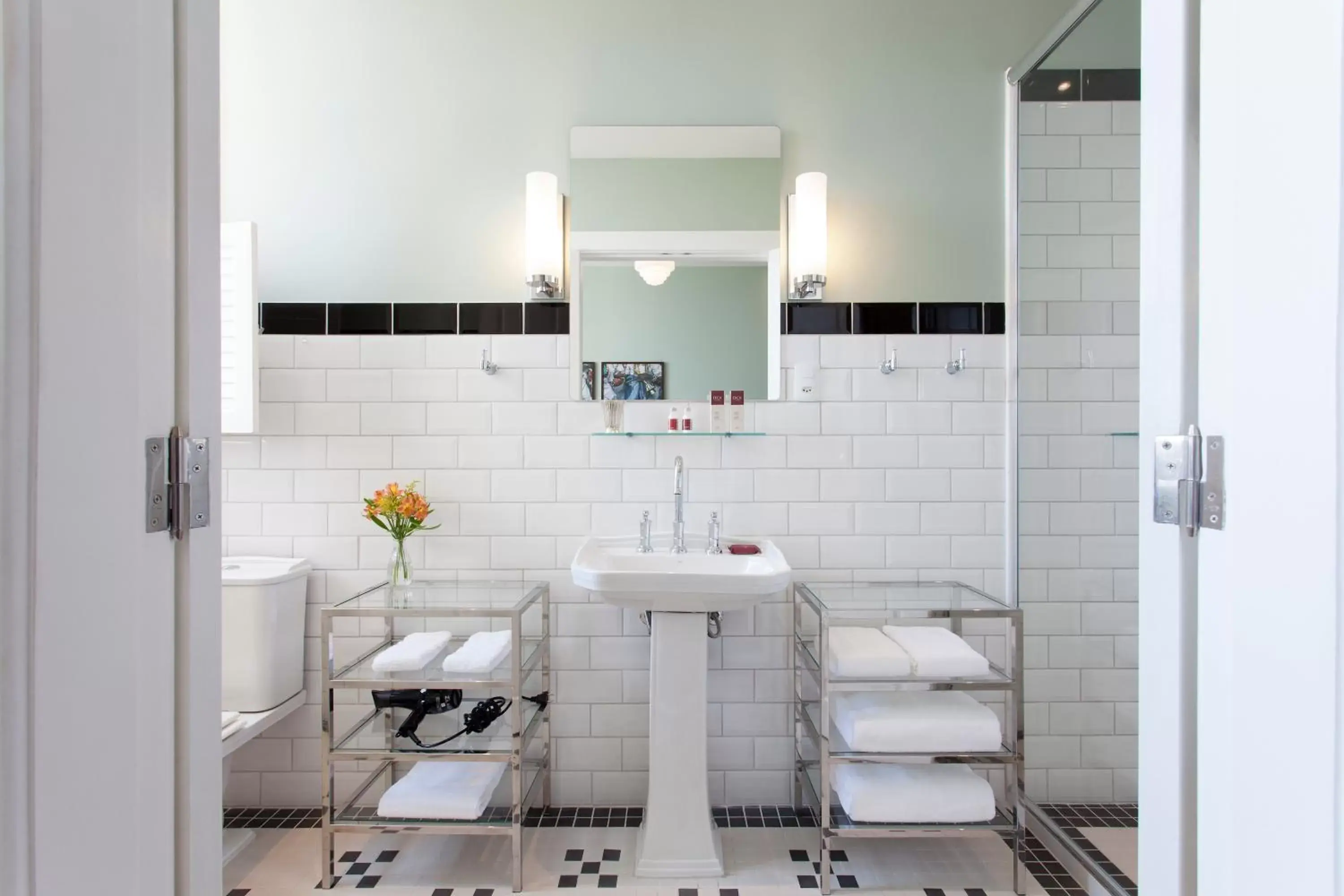 Bathroom in Fera Palace Hotel