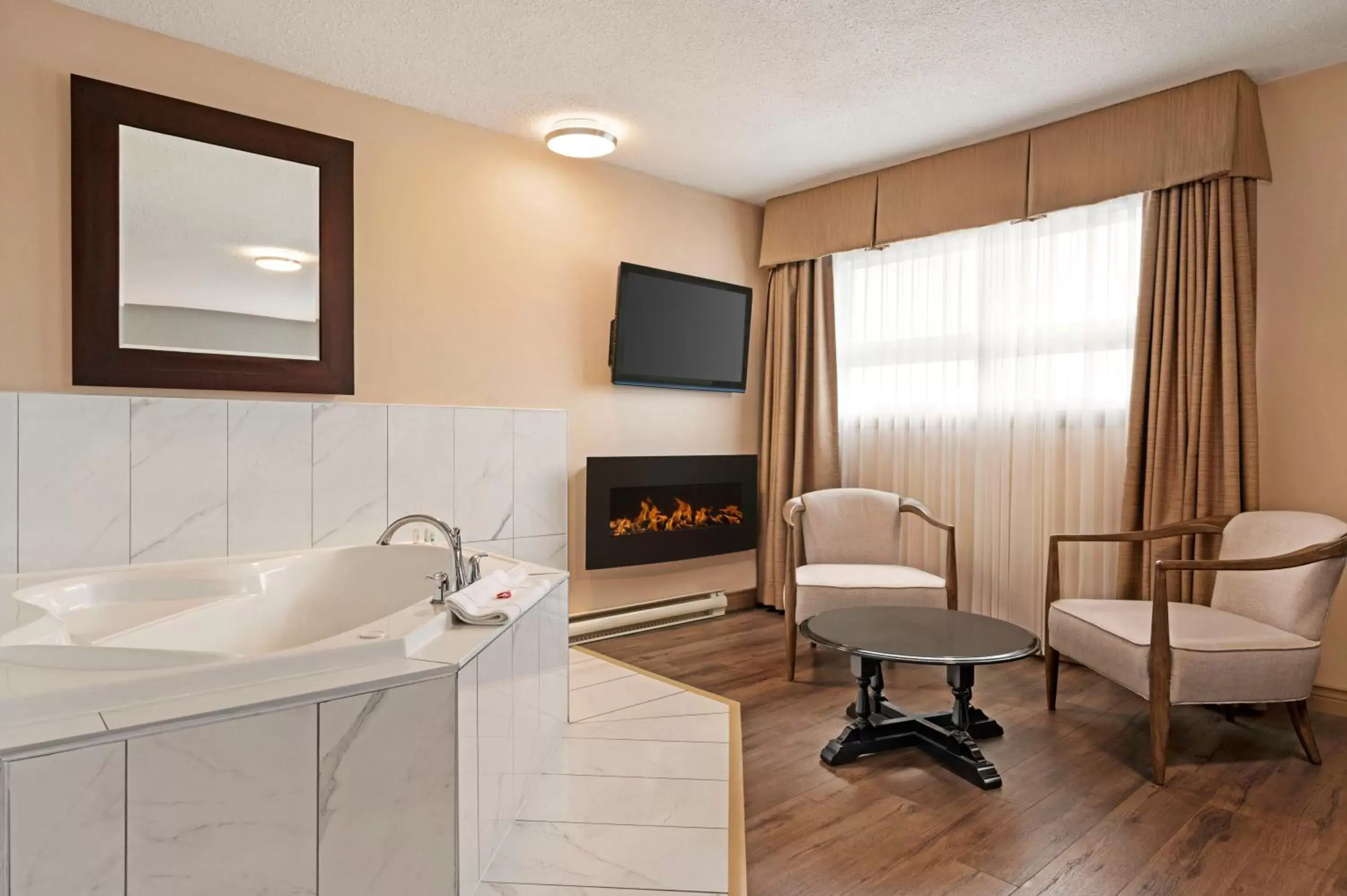 Photo of the whole room, Bathroom in Days Inn by Wyndham Fredericton