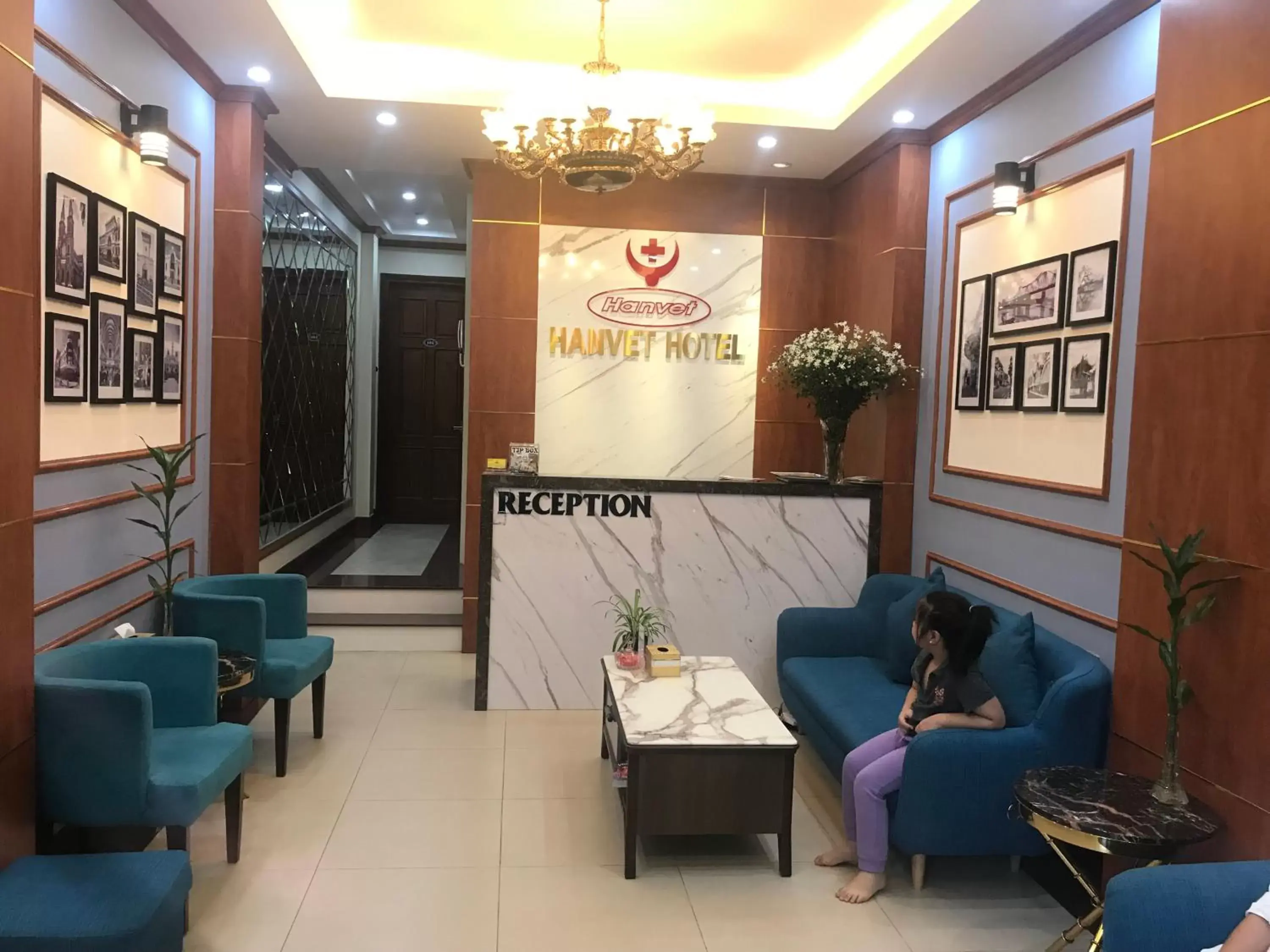Living room, Lobby/Reception in Hanoi Hanvet Hotel