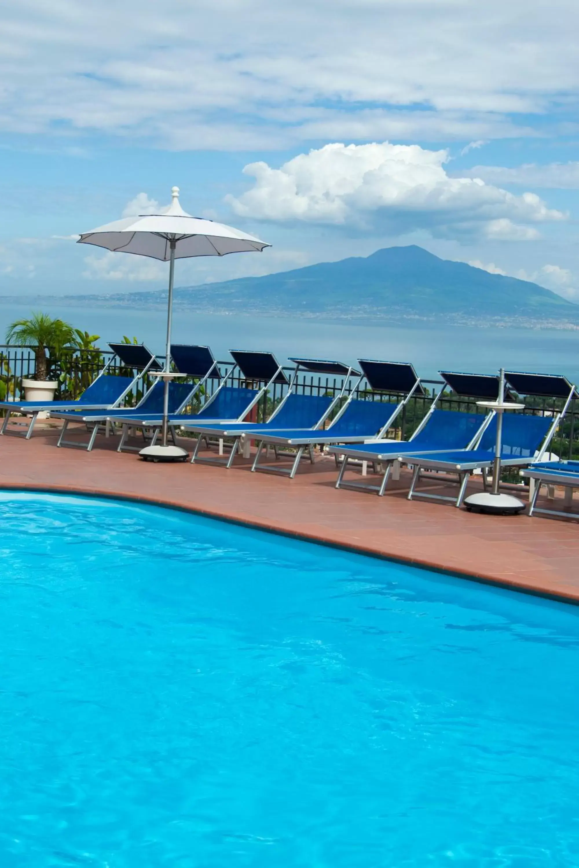 Pool view, Swimming Pool in Hotel Cristina