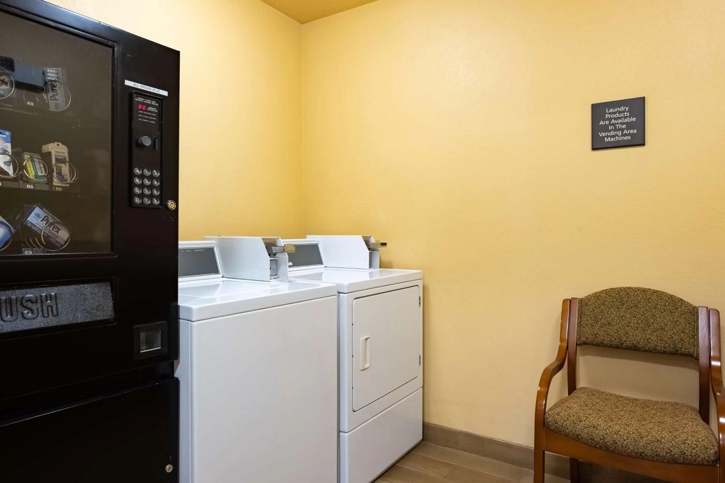 Property building in Hampton Inn Richfield