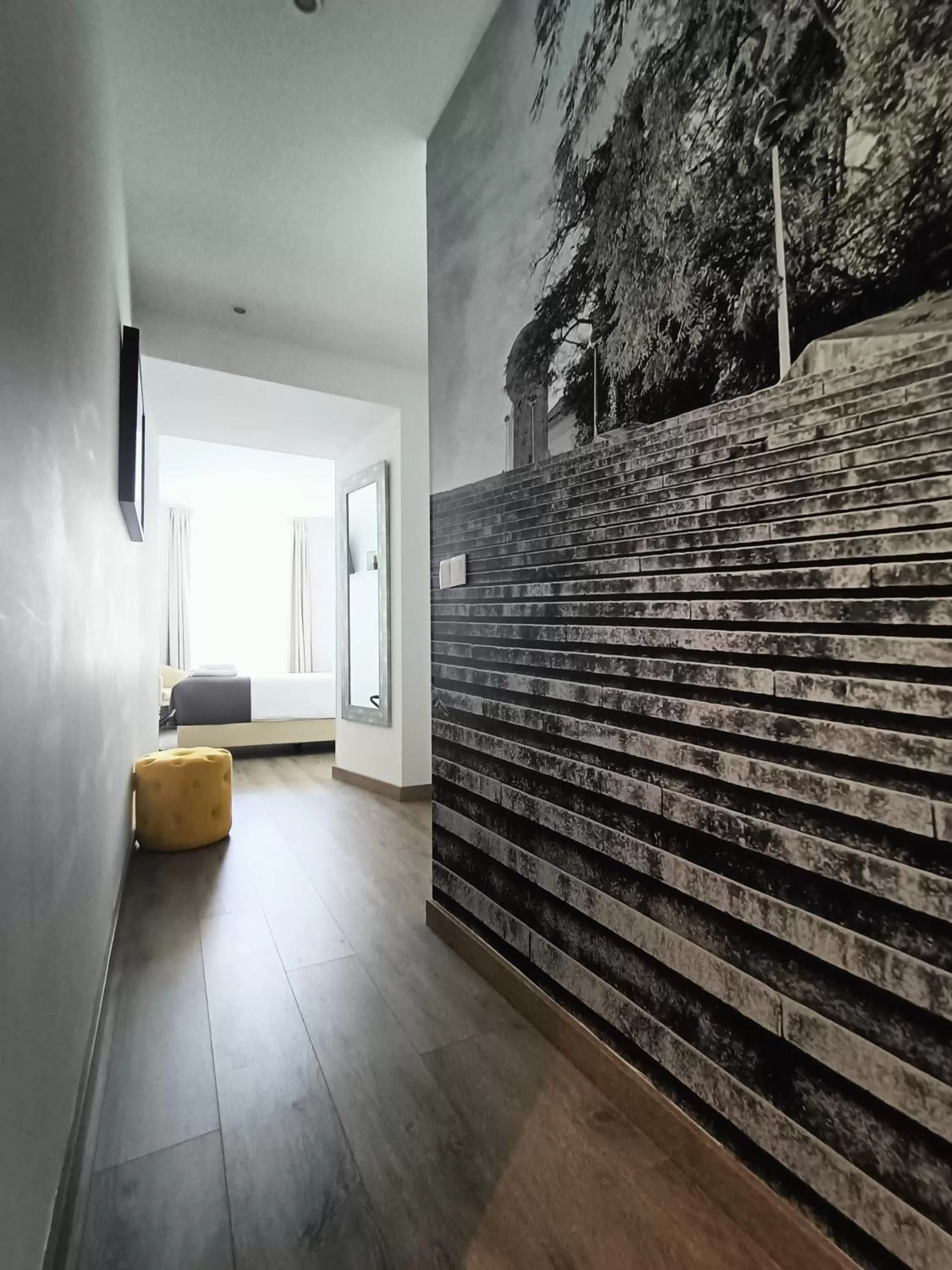 Decorative detail in Coimbra Monumentais B&B