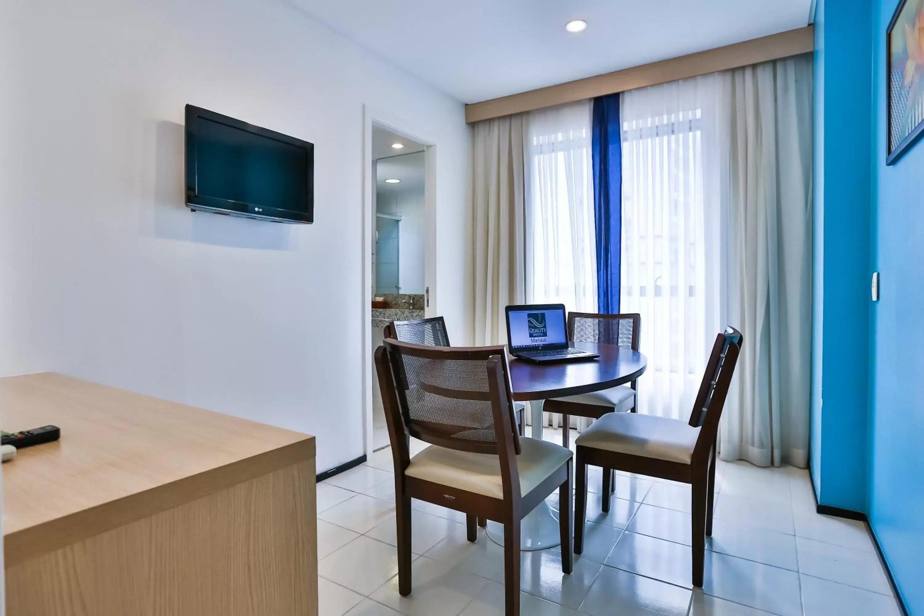 Meeting/conference room, TV/Entertainment Center in Quality Hotel Manaus