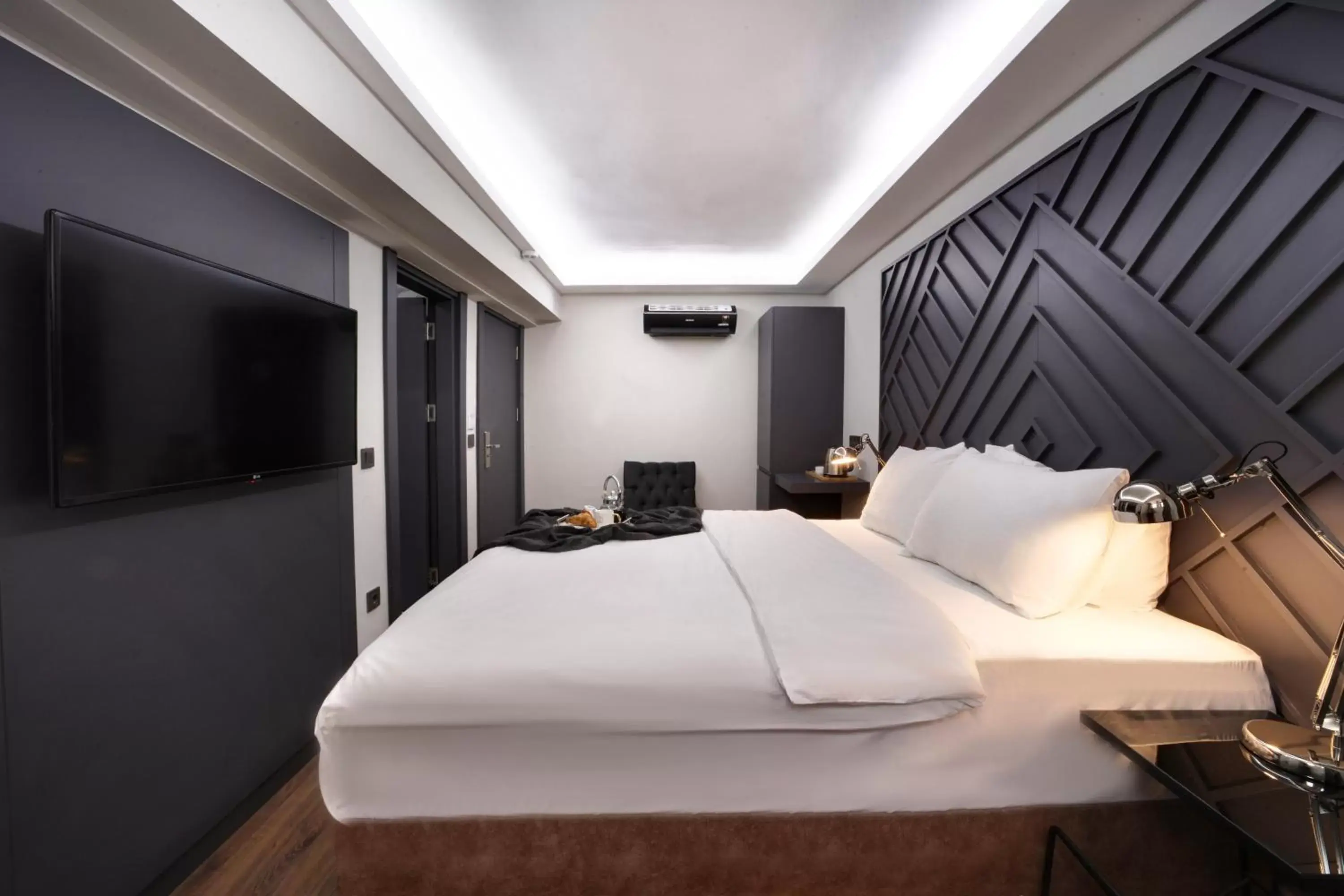 Bed in Xenia Hotel Istanbul Bed in Xenia Hotel Istanbul