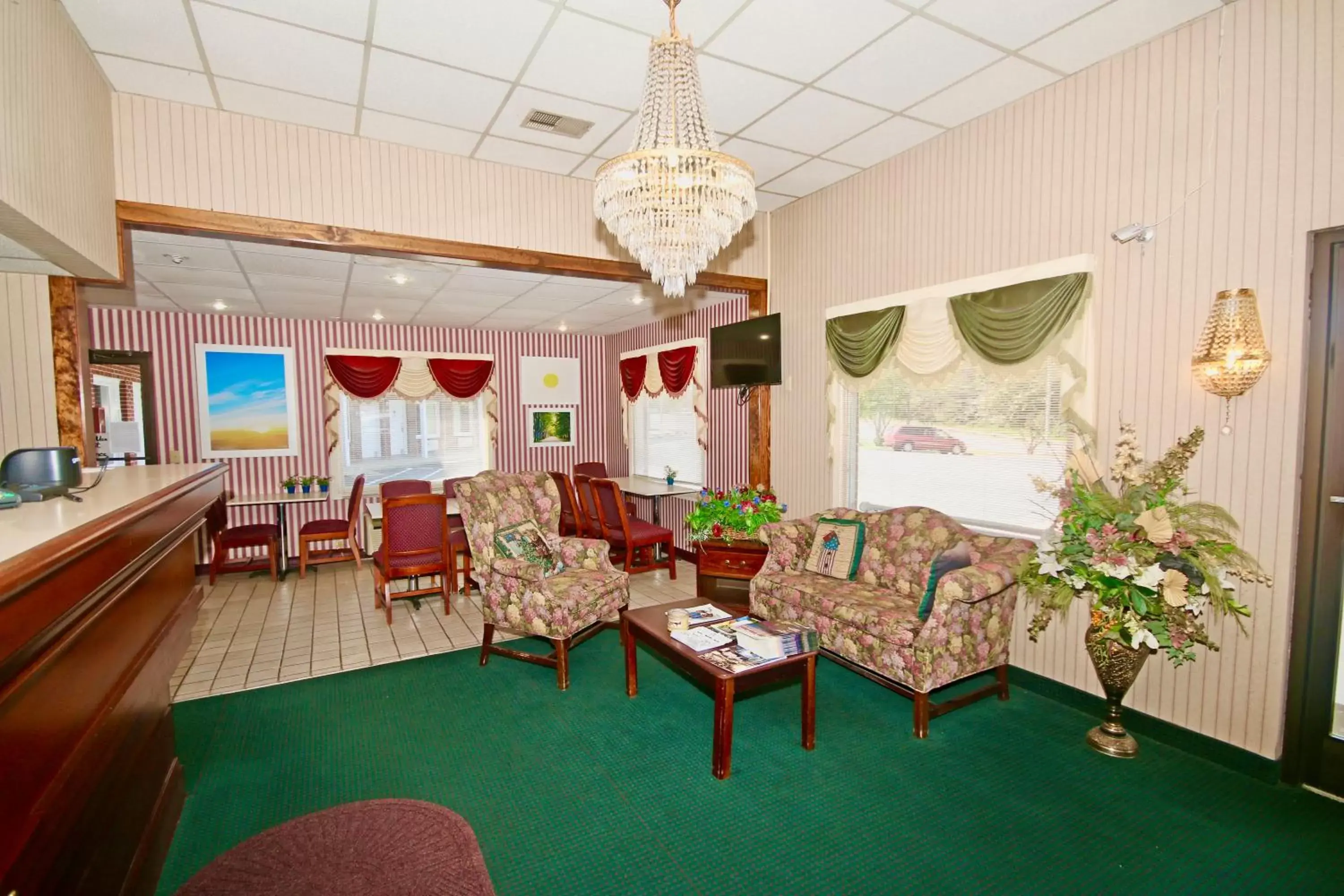 Lobby or reception in Hamilton Inn Jonesville I-77