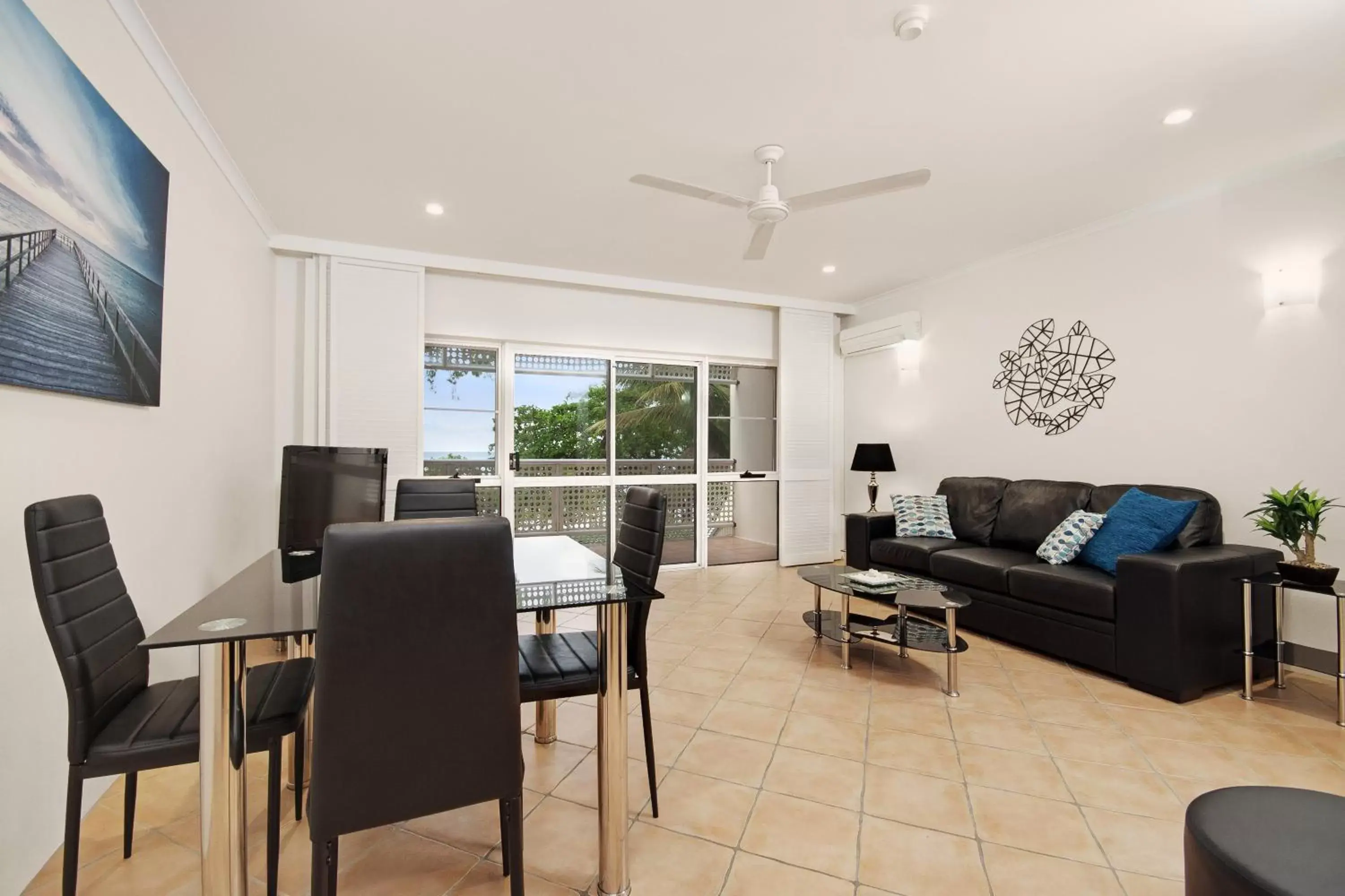 Living room, Seating Area in Marlin Waters Beachfront Apartments