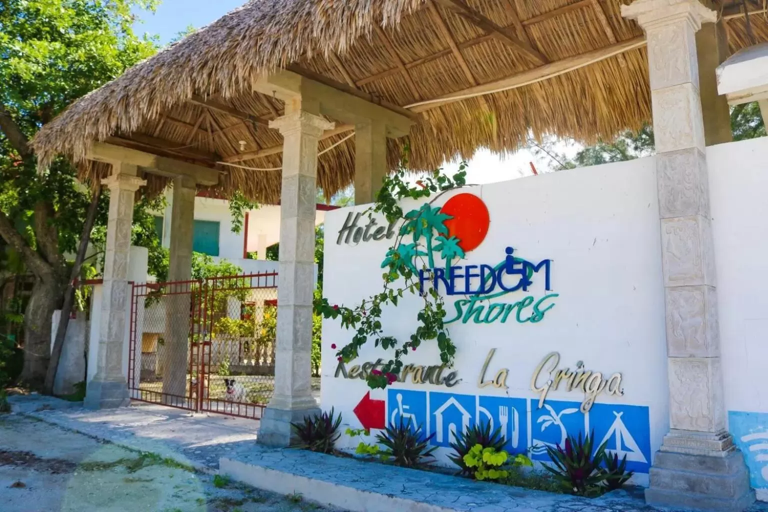 Freedom Shores "La Gringa" Hotel - Universally Designed