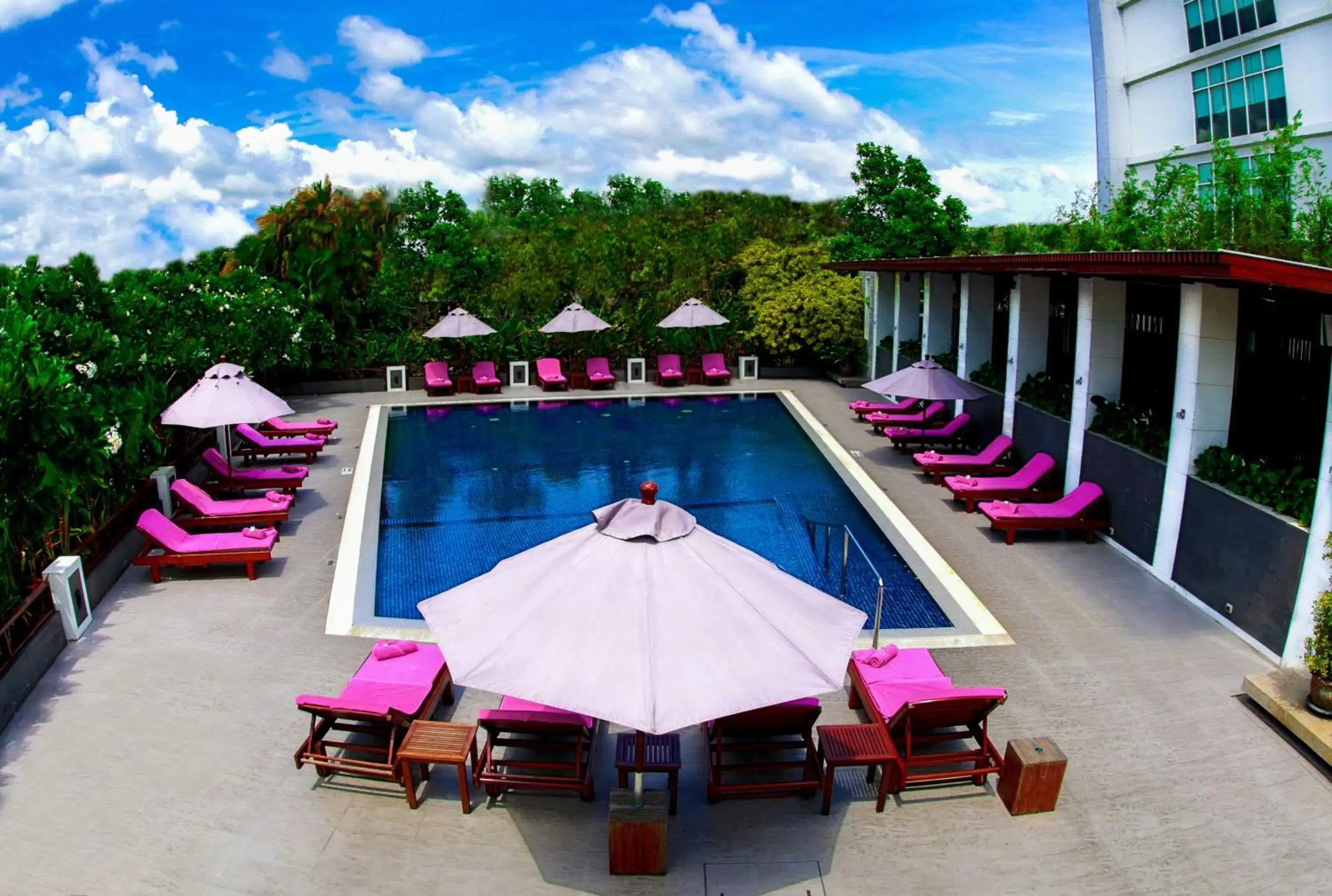 Swimming pool, Pool View in Amaranth Suvarnabhumi Hotel