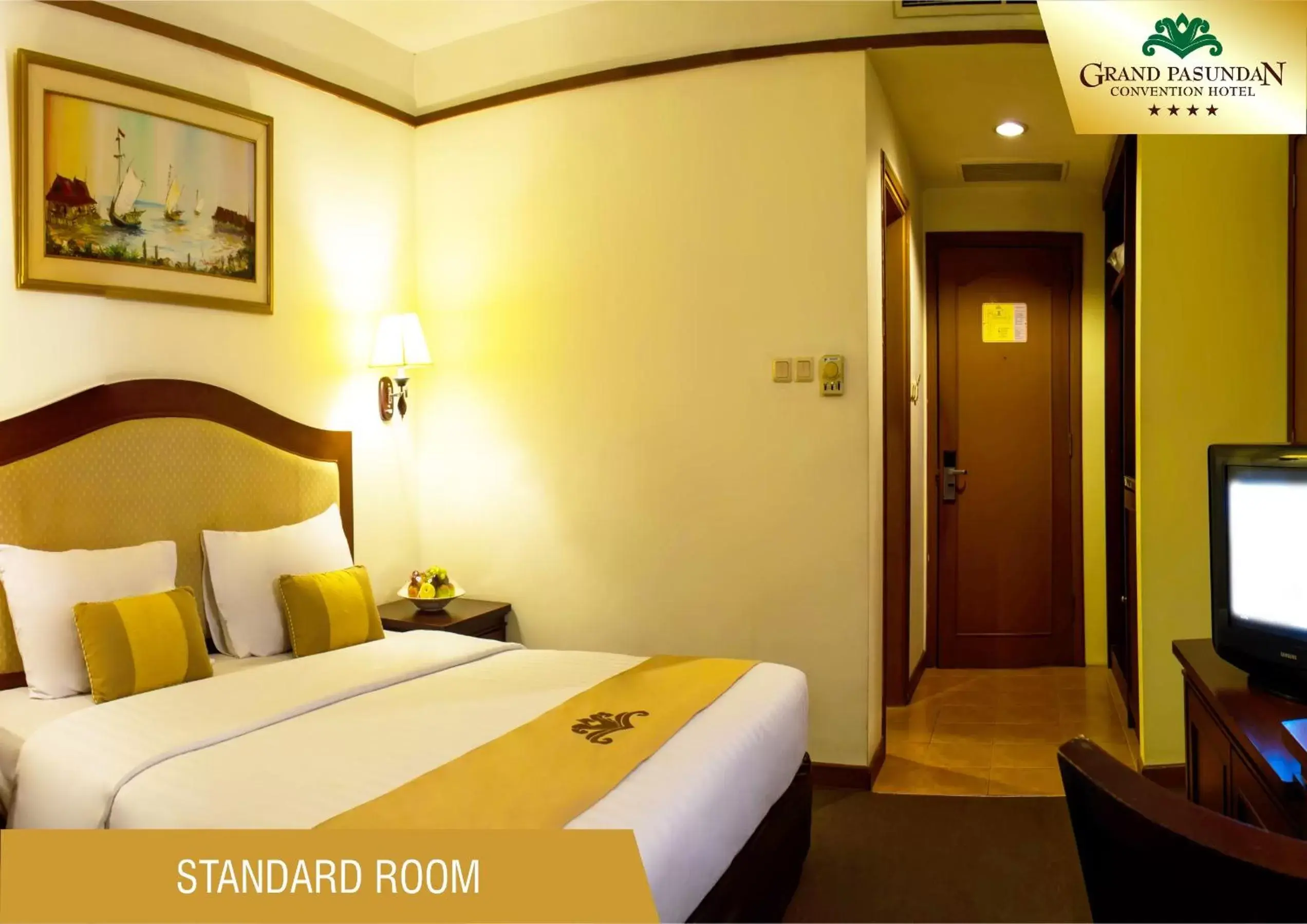 Bedroom, Bed in Grand Pasundan Convention Hotel