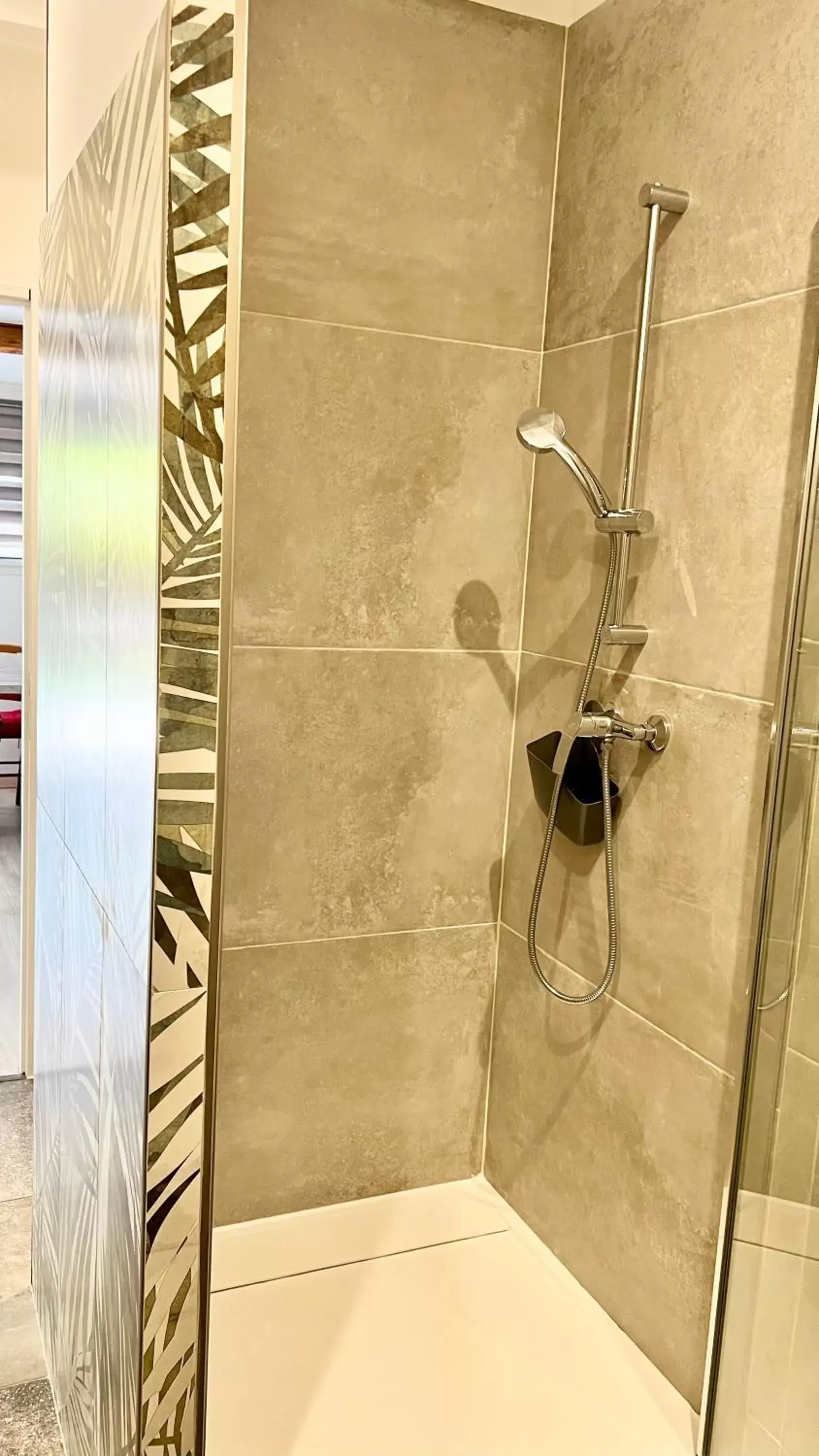 Shower, Bathroom in Domaine de l'Aufrene