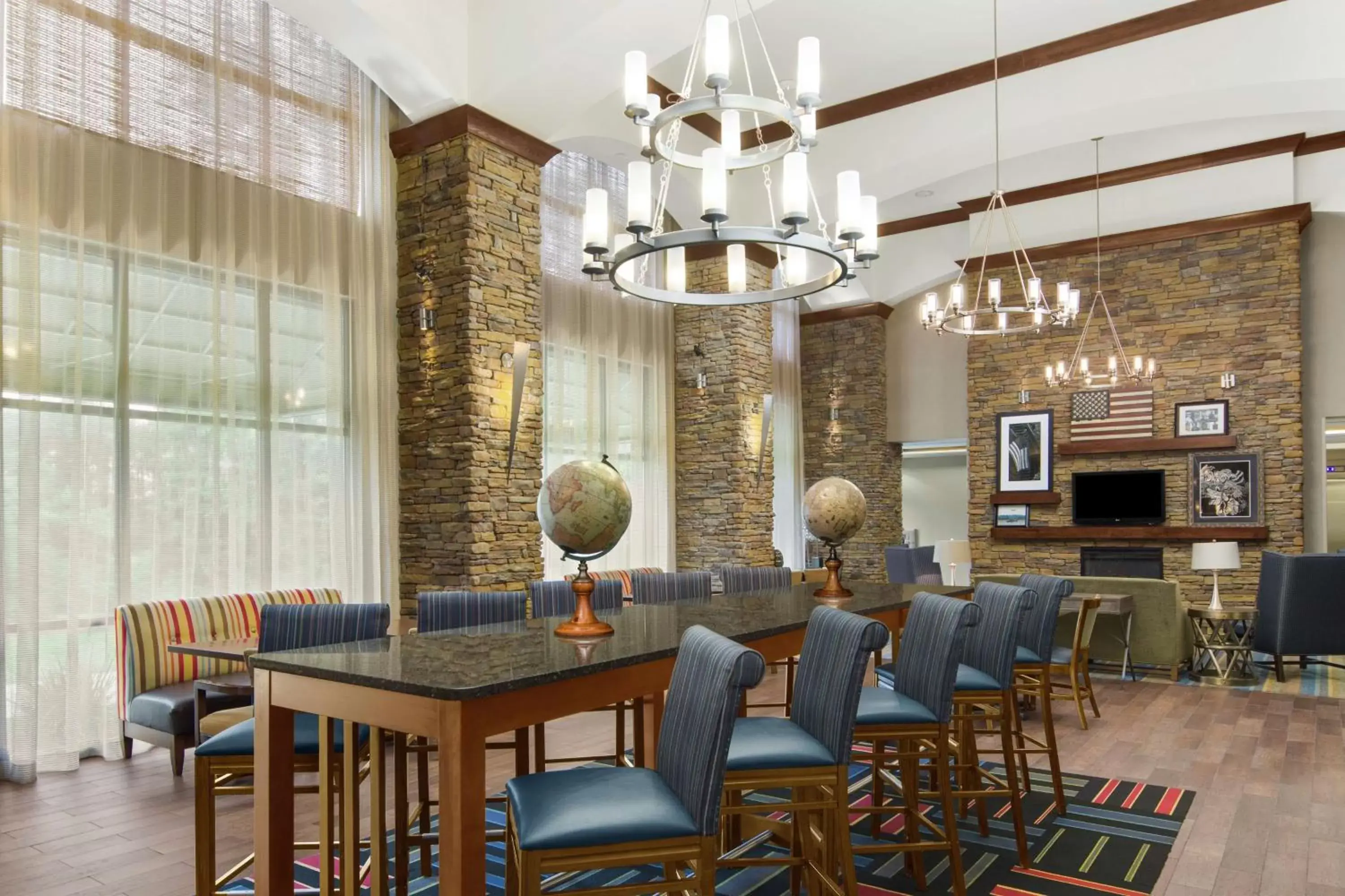 Lobby or reception, Restaurant/Places to Eat in Hampton Inn Columbus/South-Fort Benning