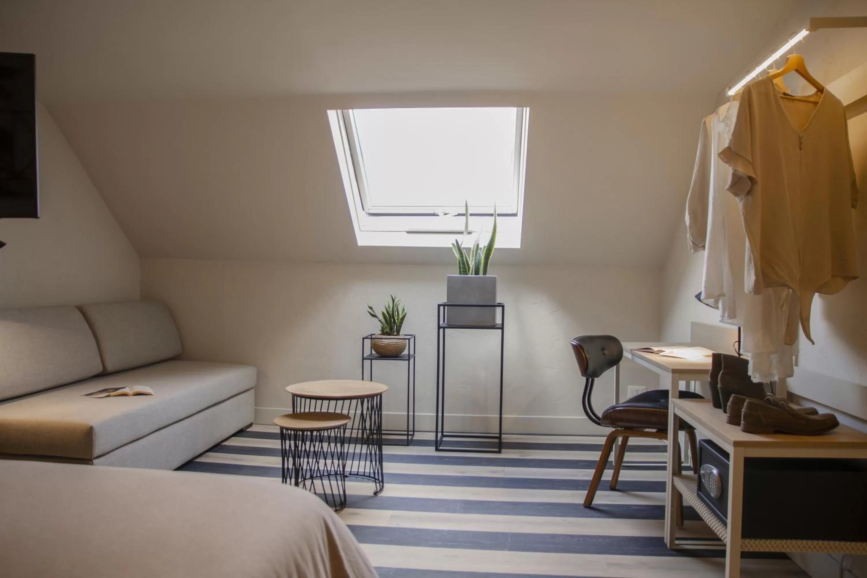 Decorative detail, Bed in room Select Via Veneto