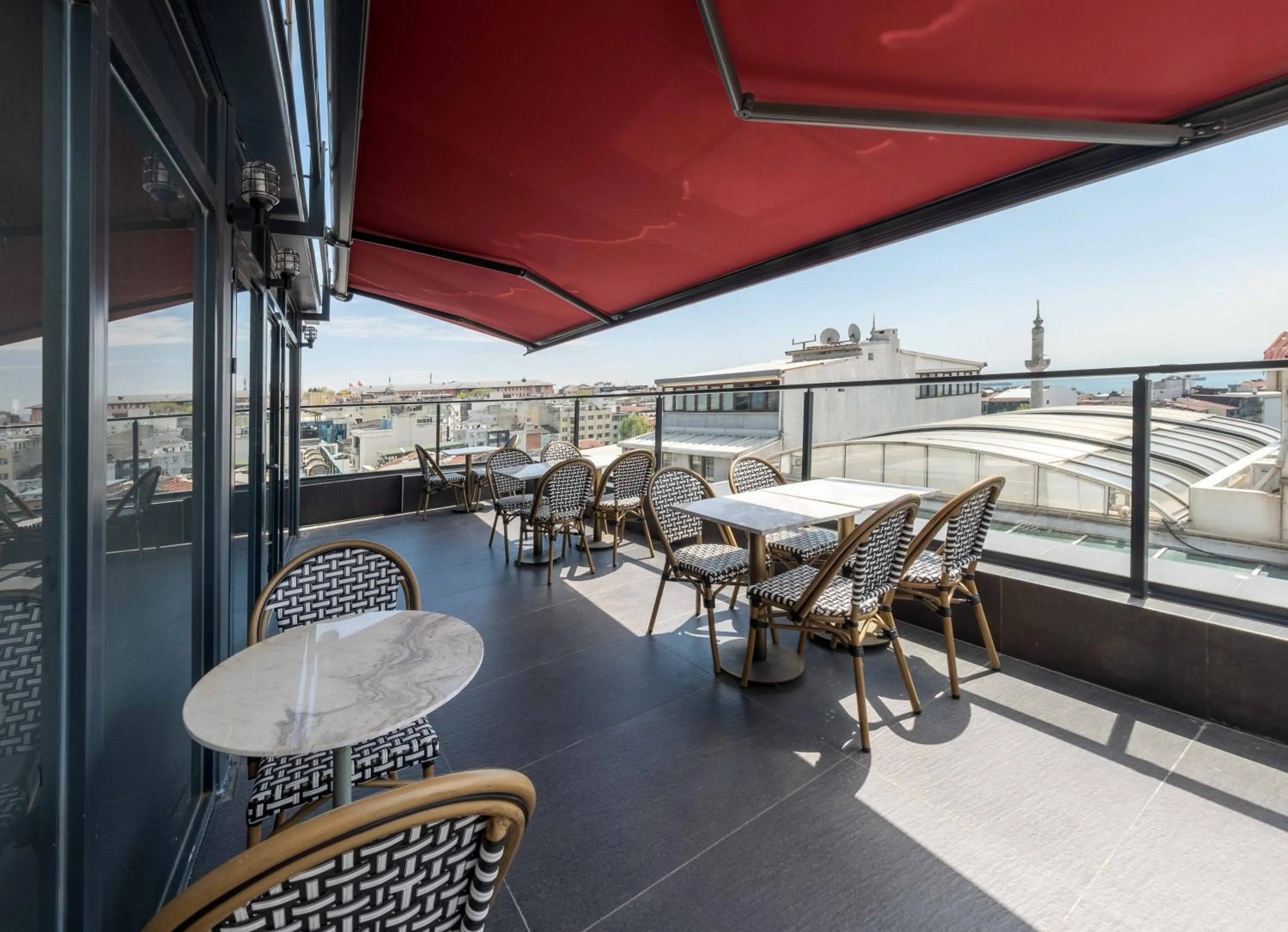 Balcony/Terrace in Hotel Yigitalp Istanbul