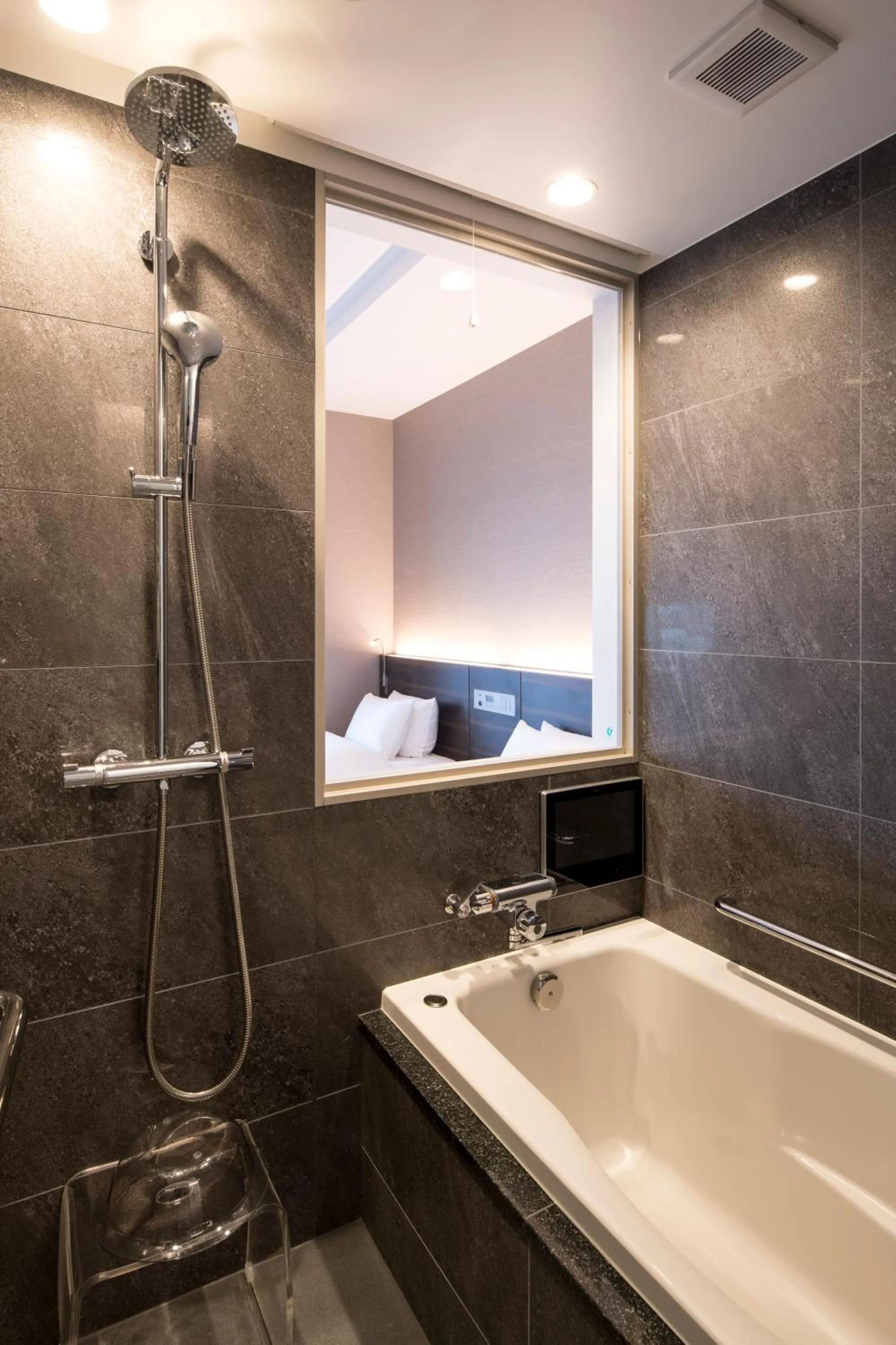 Bathroom, Bed in Piazza Hotel Nara