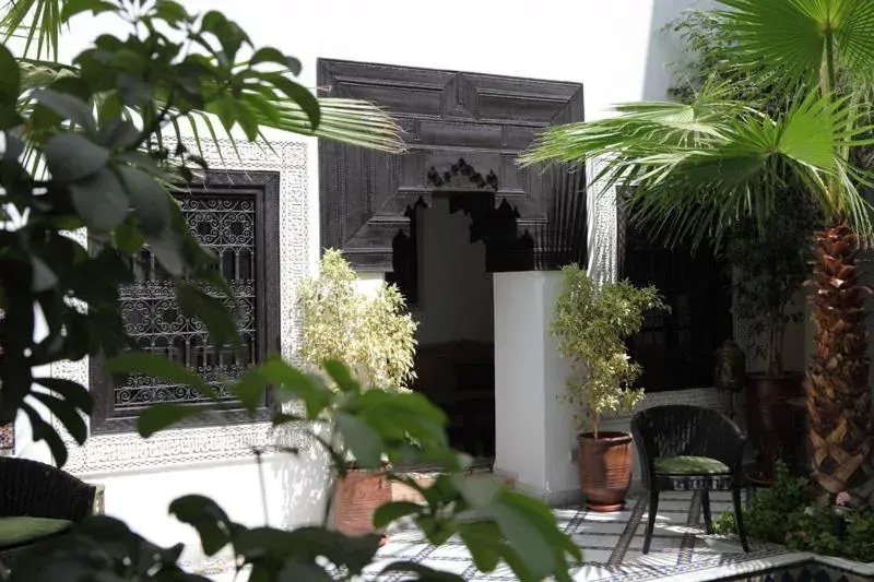 Balcony/Terrace, Property Building in Riad Monceau