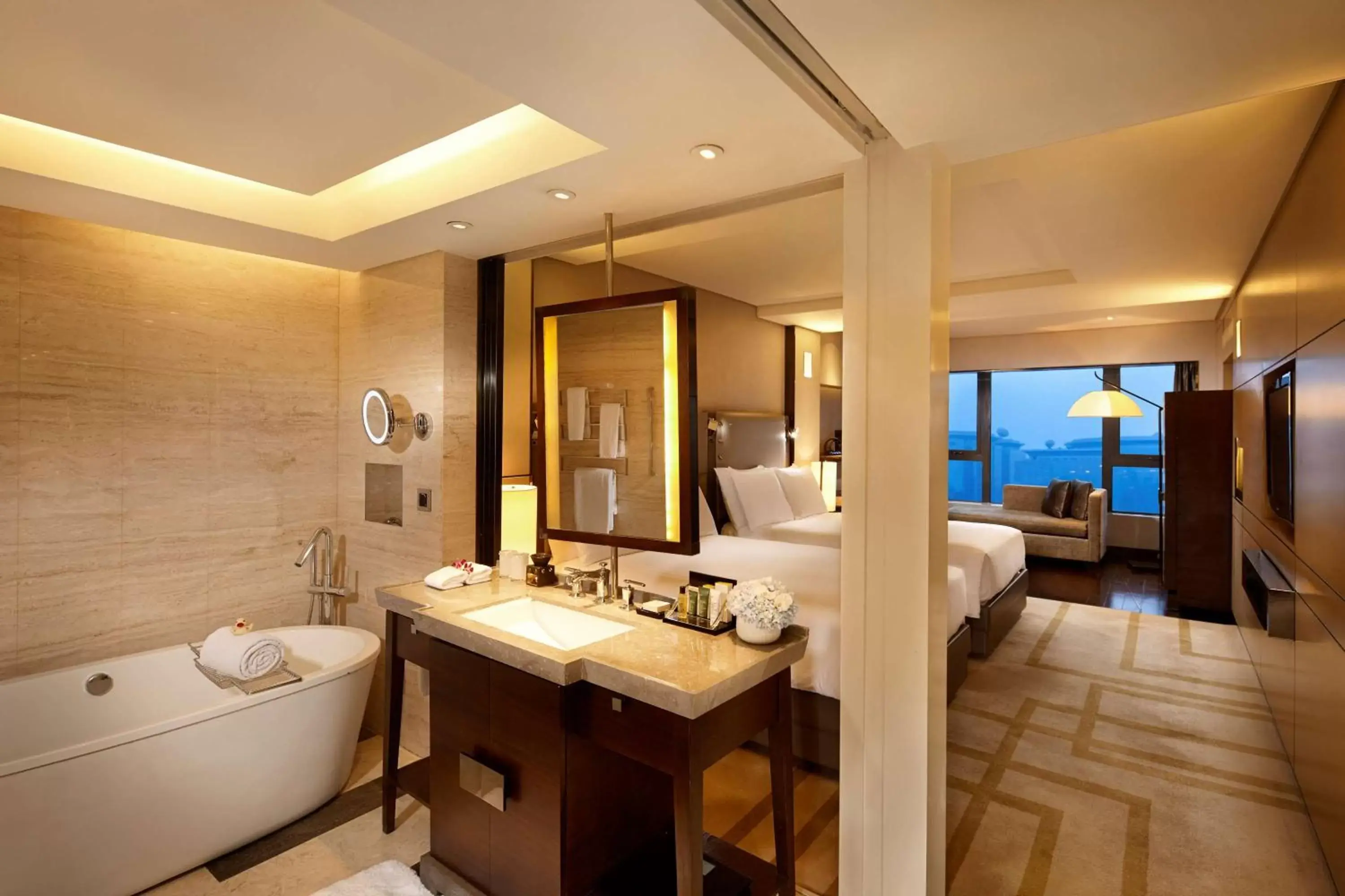 Bed, Bathroom in Hilton Beijing Wangfujing