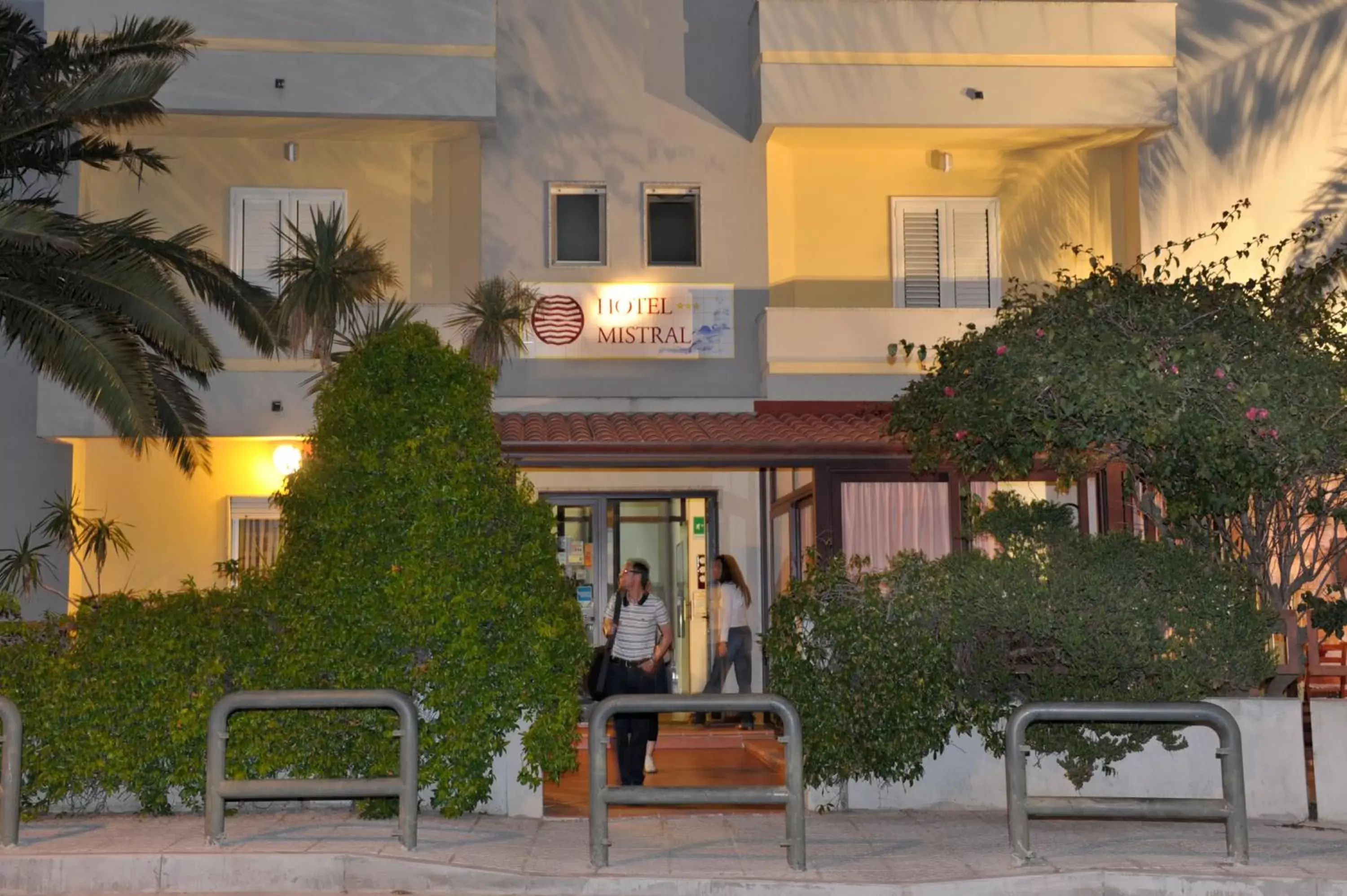 Facade/entrance, Property Building in Hotel Mistral