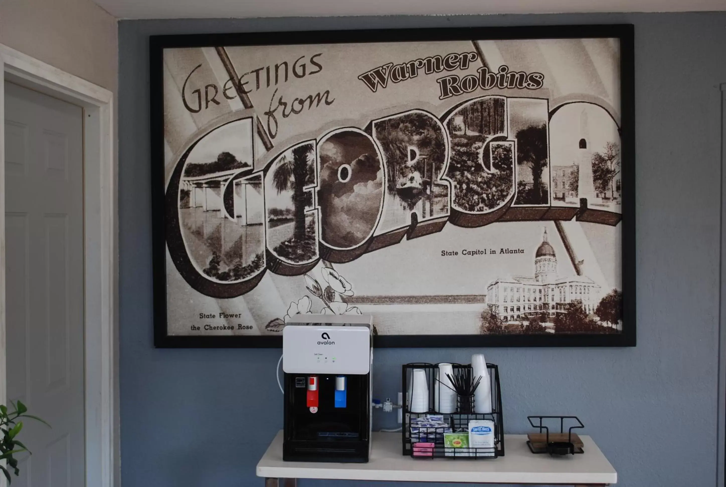 Coffee/tea facilities in Super 8 by Wyndham Warner Robins