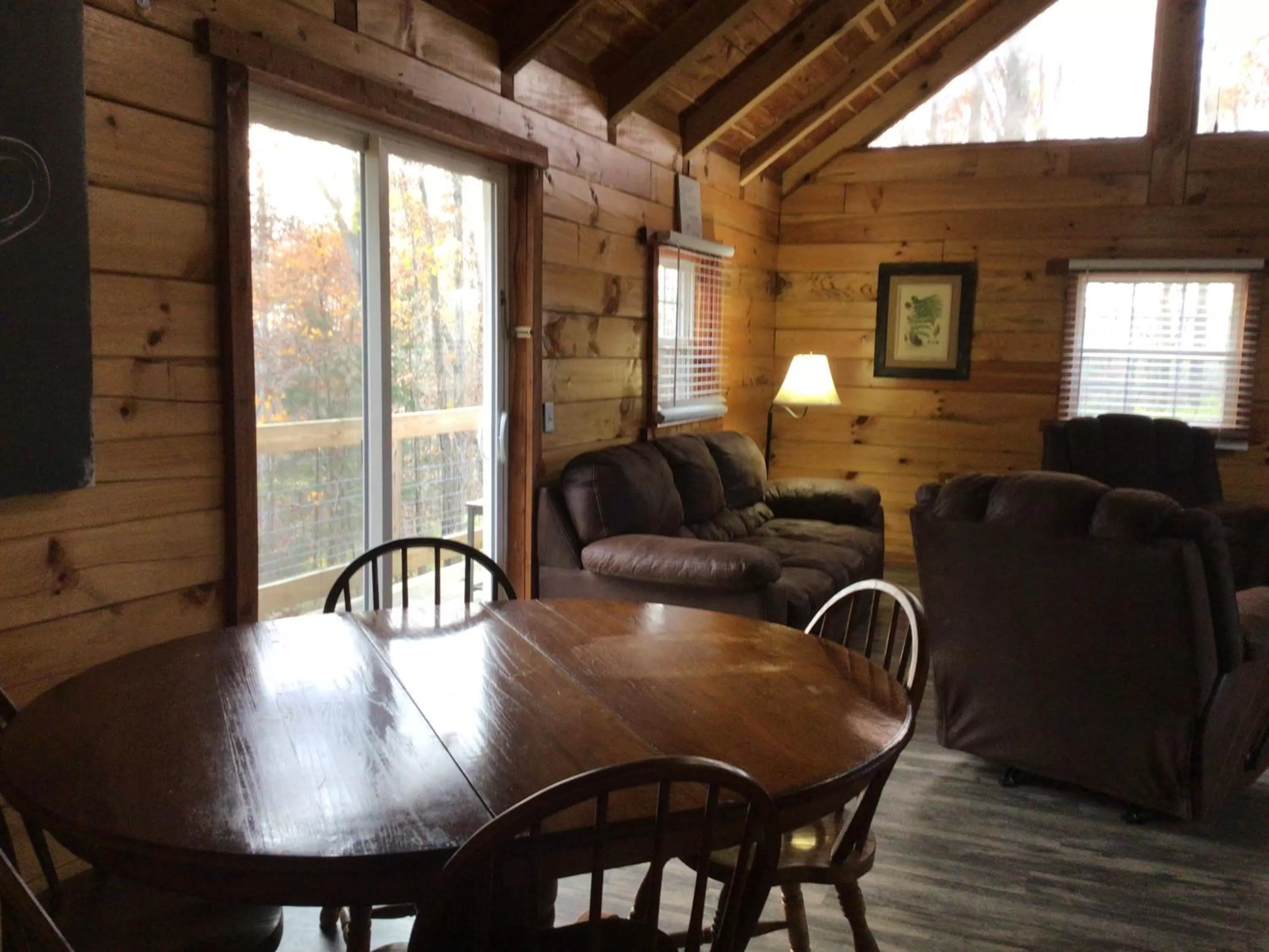 Dining area in Kozy Haven Log Cabin Rentals