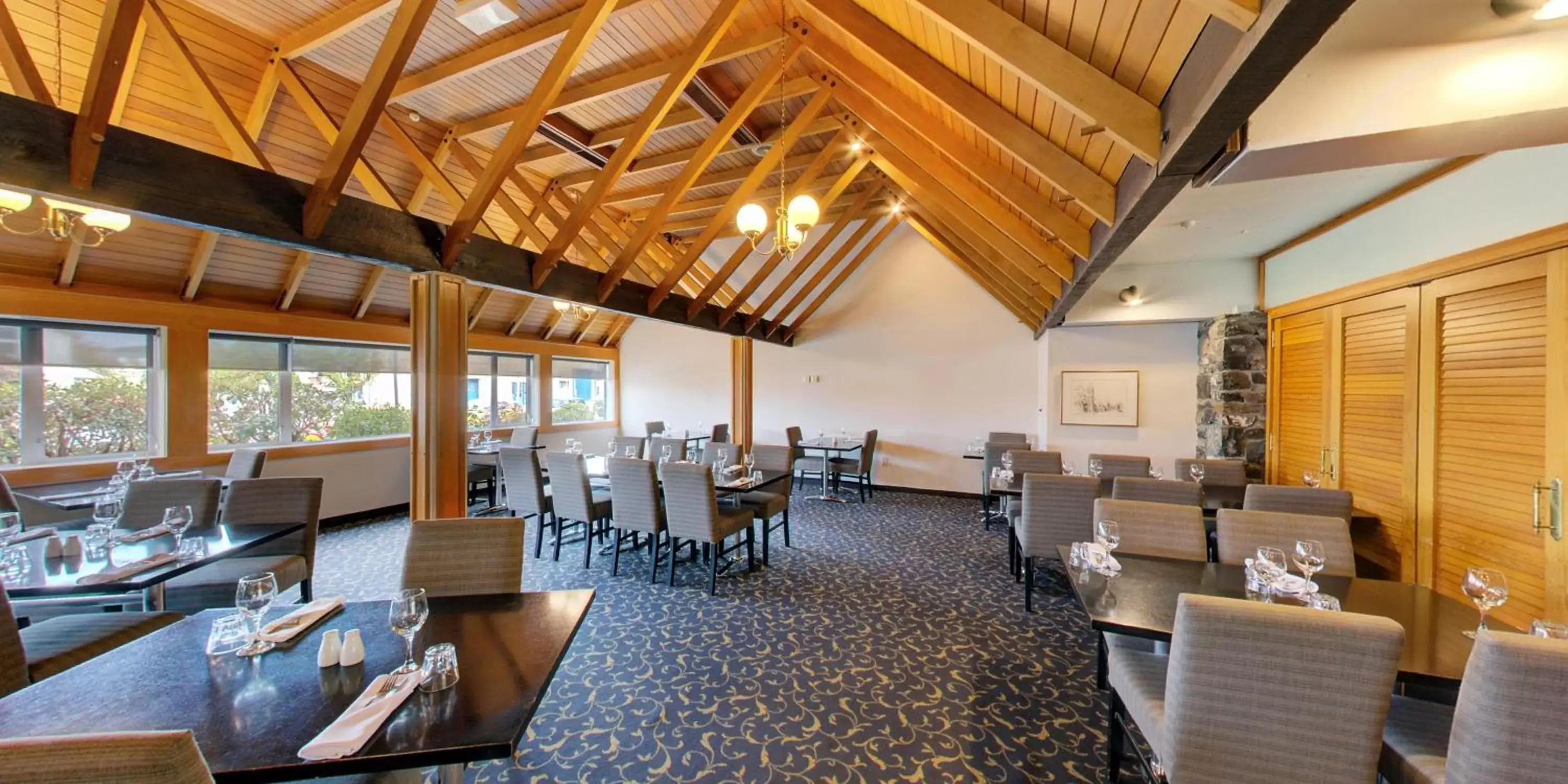 Restaurant/Places to Eat in Dunedin Leisure Lodge - Distinction