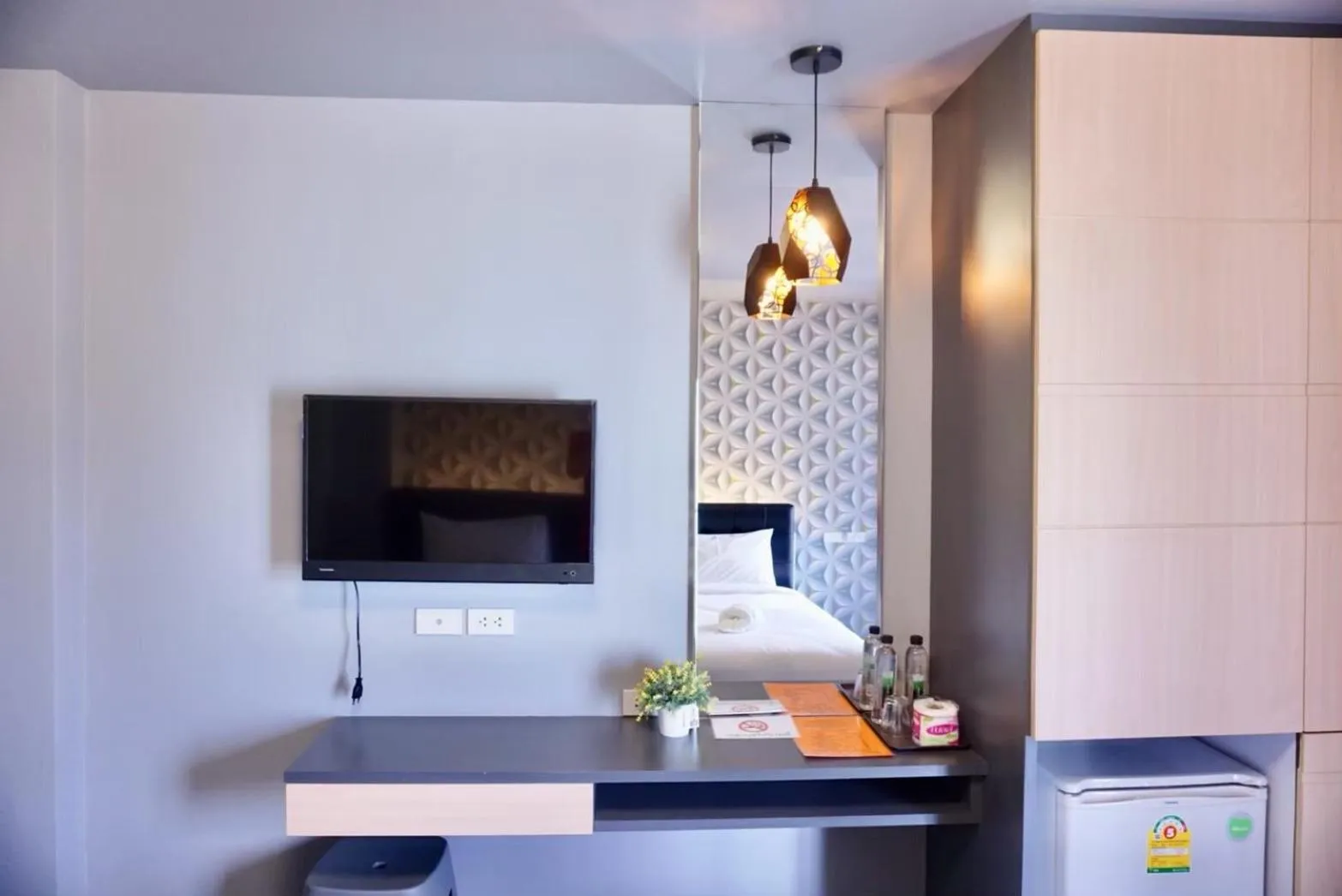 TV and multimedia in บันดารี่ ริชชี่ (Bhundaree Richy)