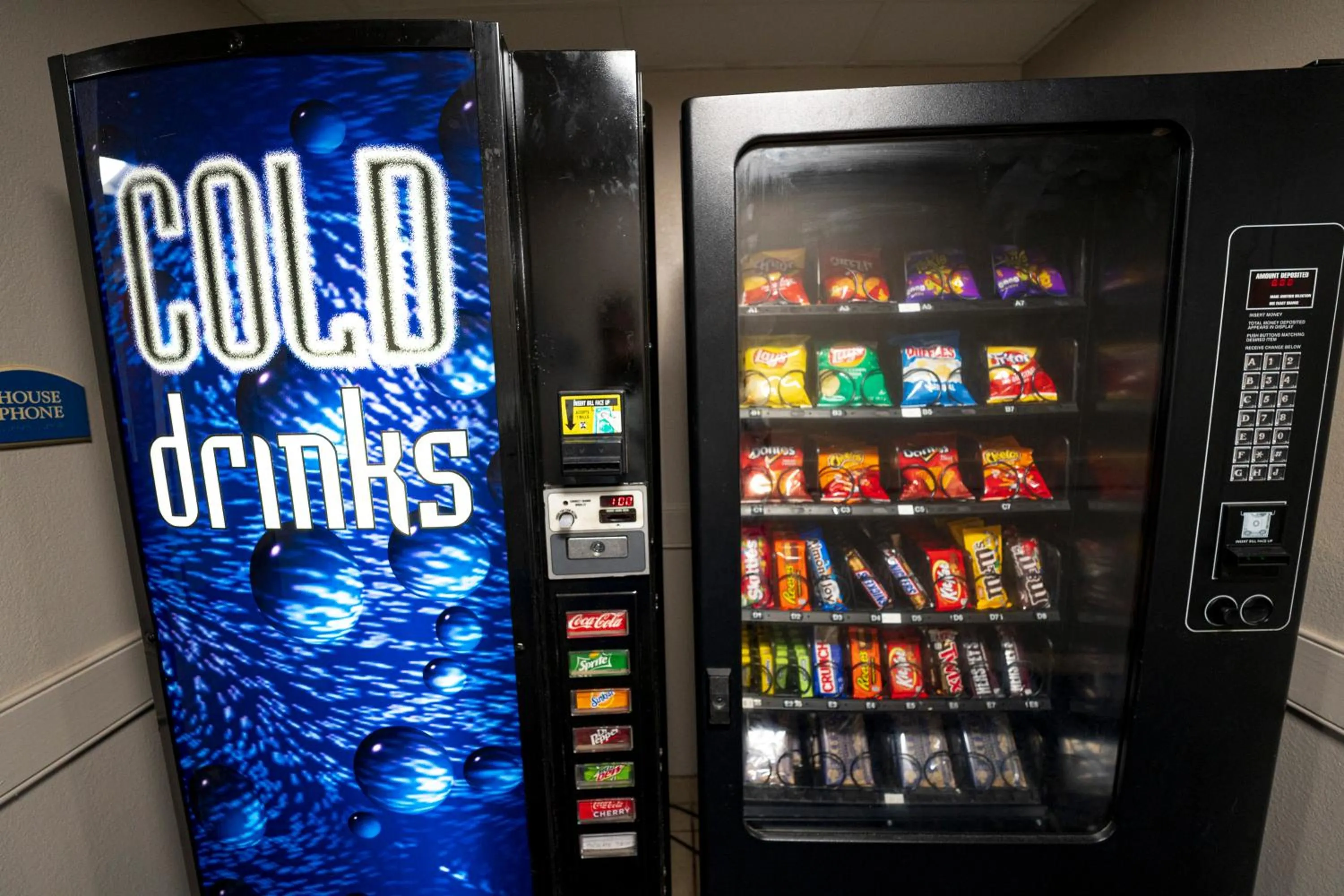 vending machine in Quality Inn & Suites