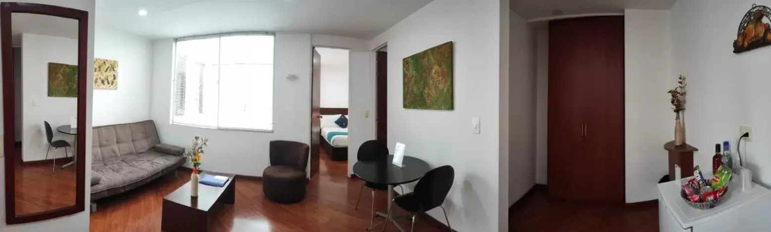 Dining Area in Hotel Casa Galvez