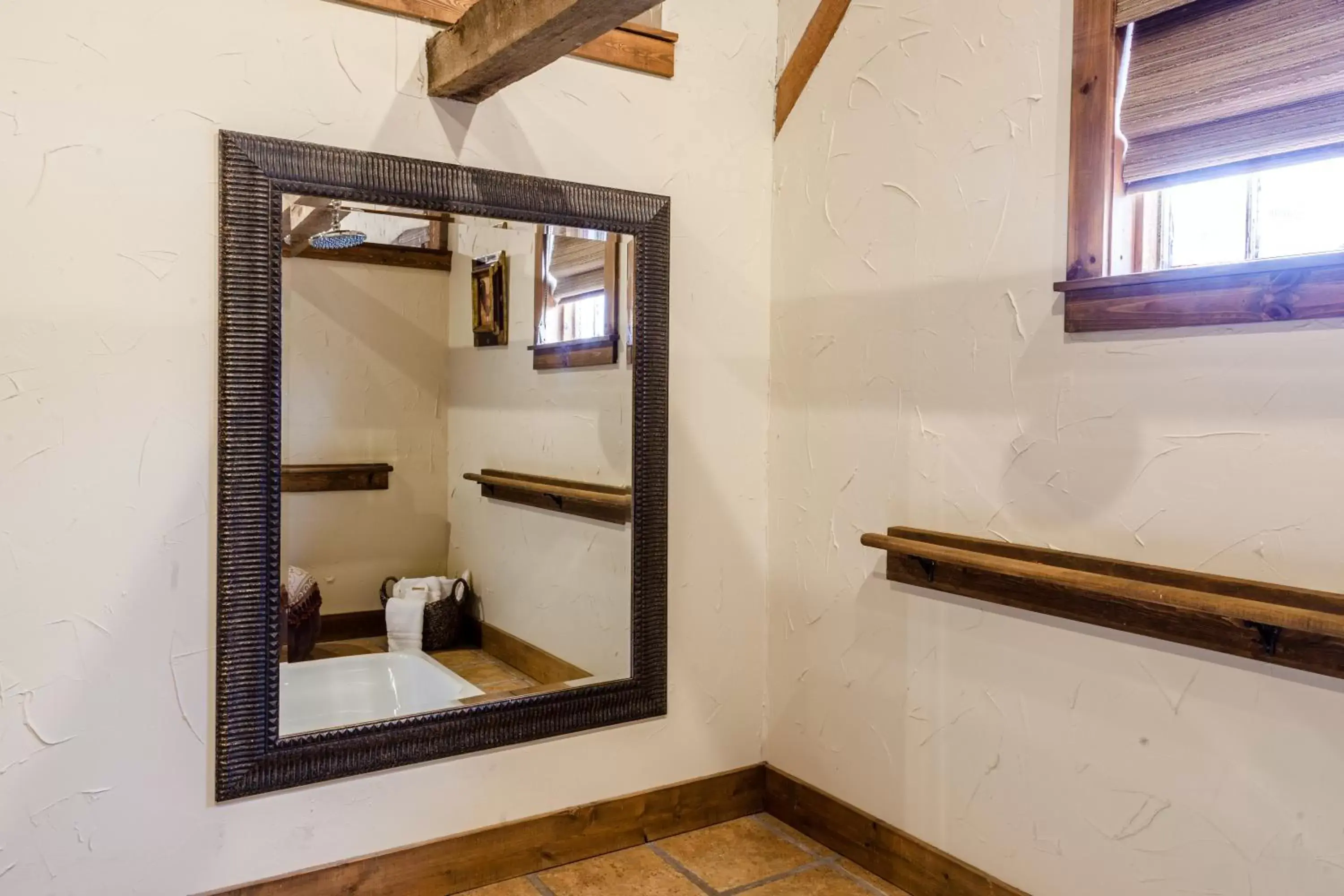 Bathroom in The Inn at Leola Village, a Historic Hotel of America