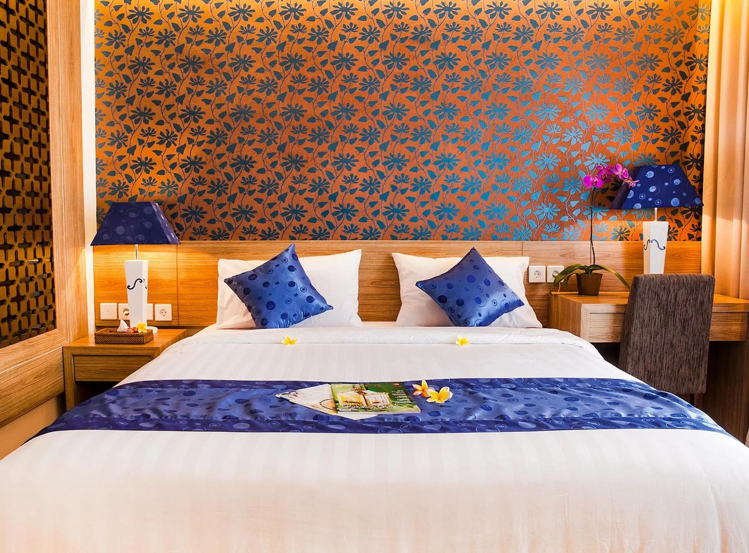 Deluxe Double Room with Pool View in Natya Hotel Kuta Deluxe Double Room with Pool View in Natya Hotel Kuta