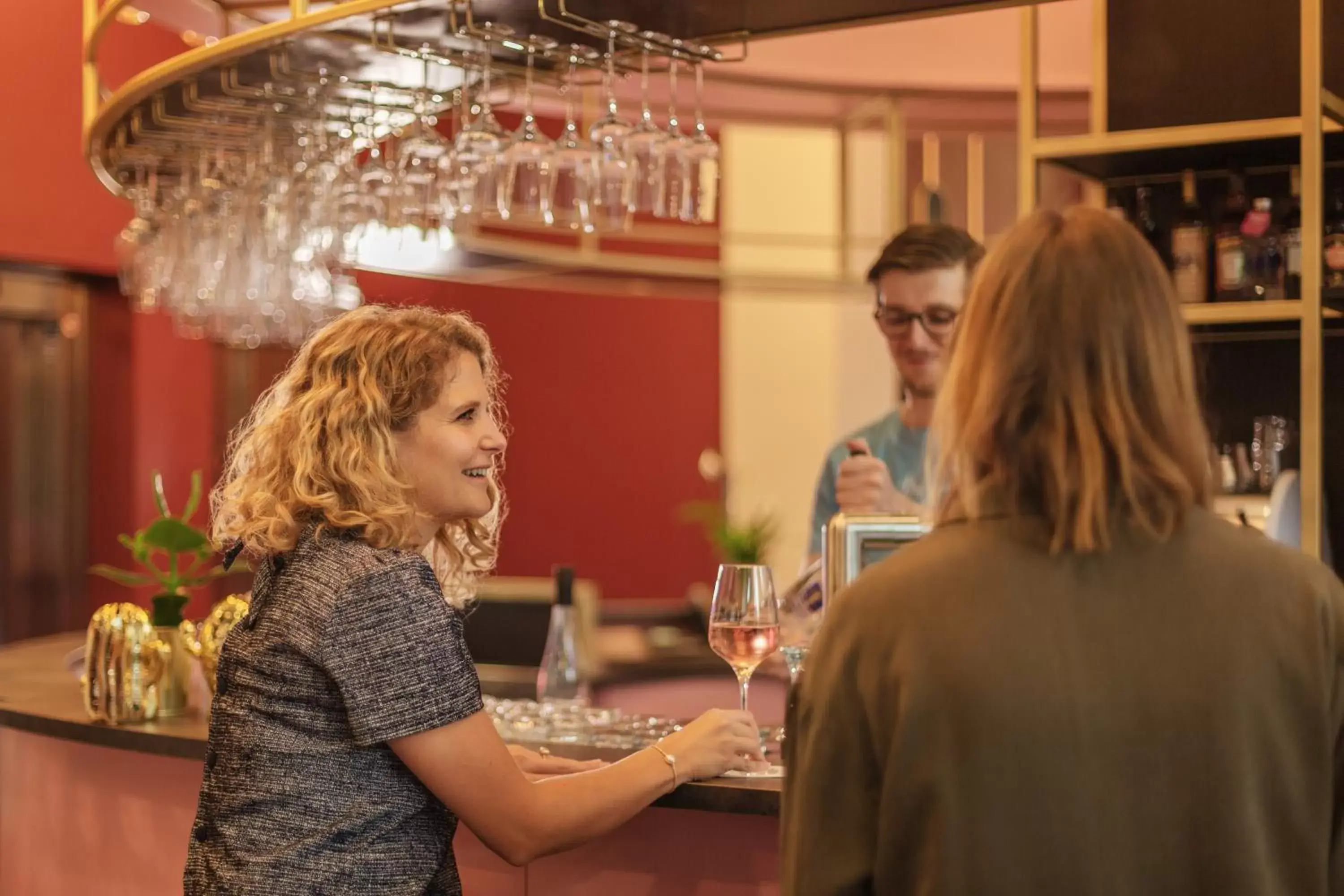 Lounge or bar in Holiday Inn - the niu, Loco Munich North by IHG Lounge or bar in Holiday Inn - the niu, Loco Munich North by IHG