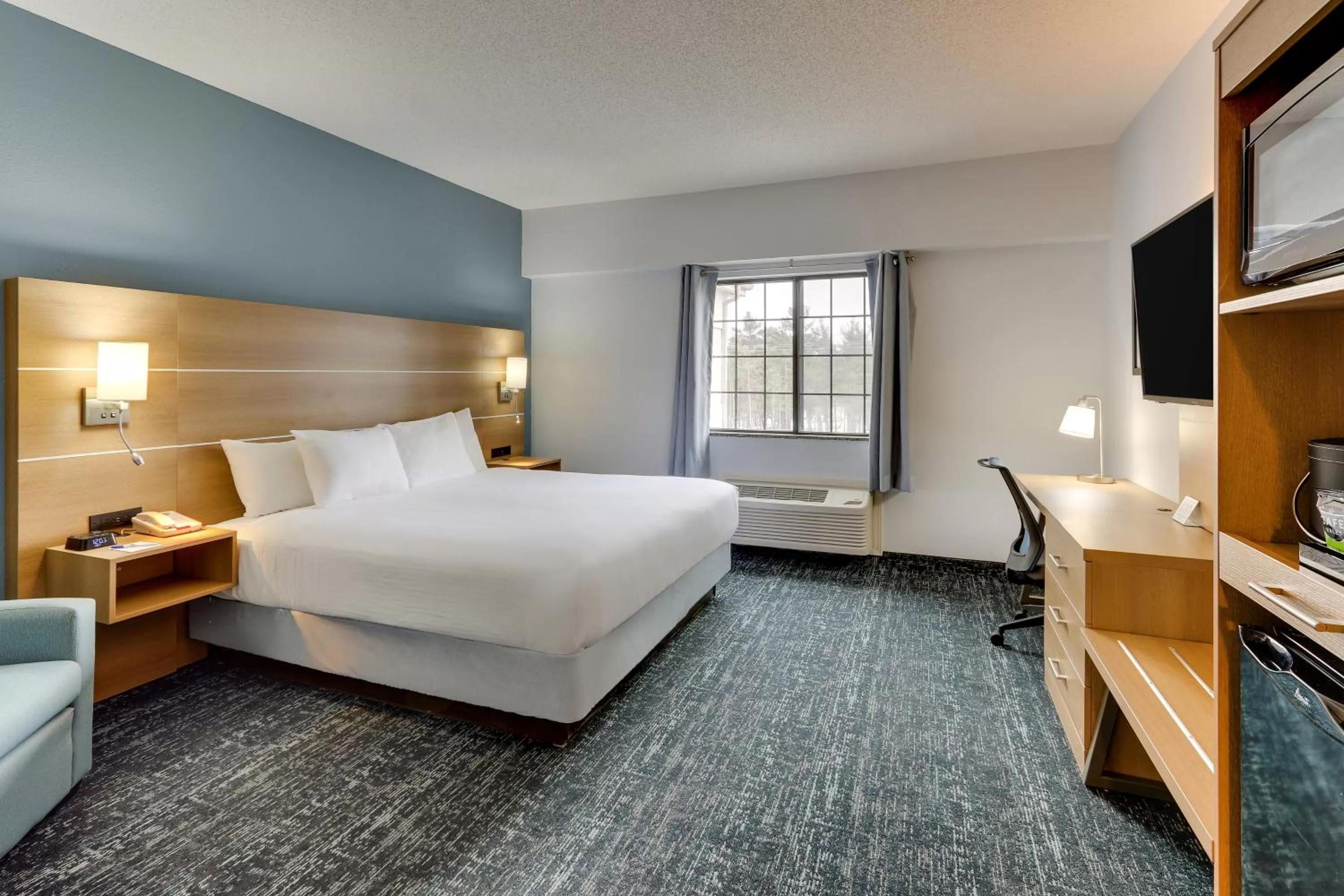 Bed in Parkshore Resort