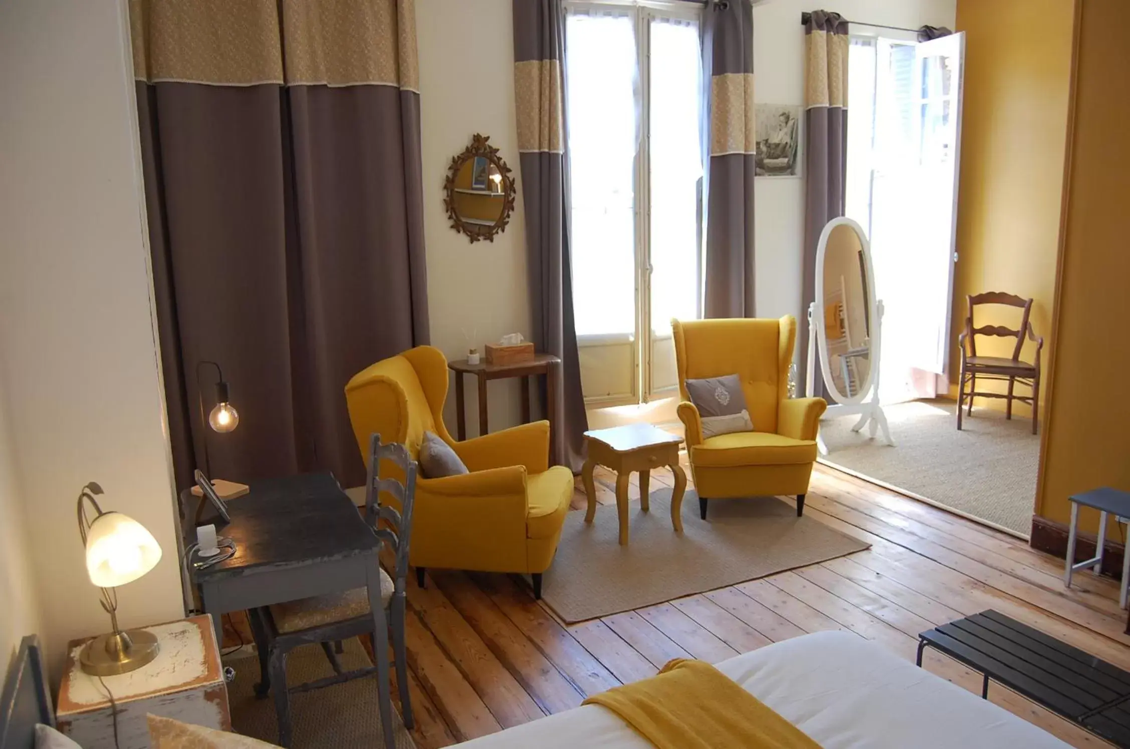 Living room, Seating Area in Madeleine Bergerac