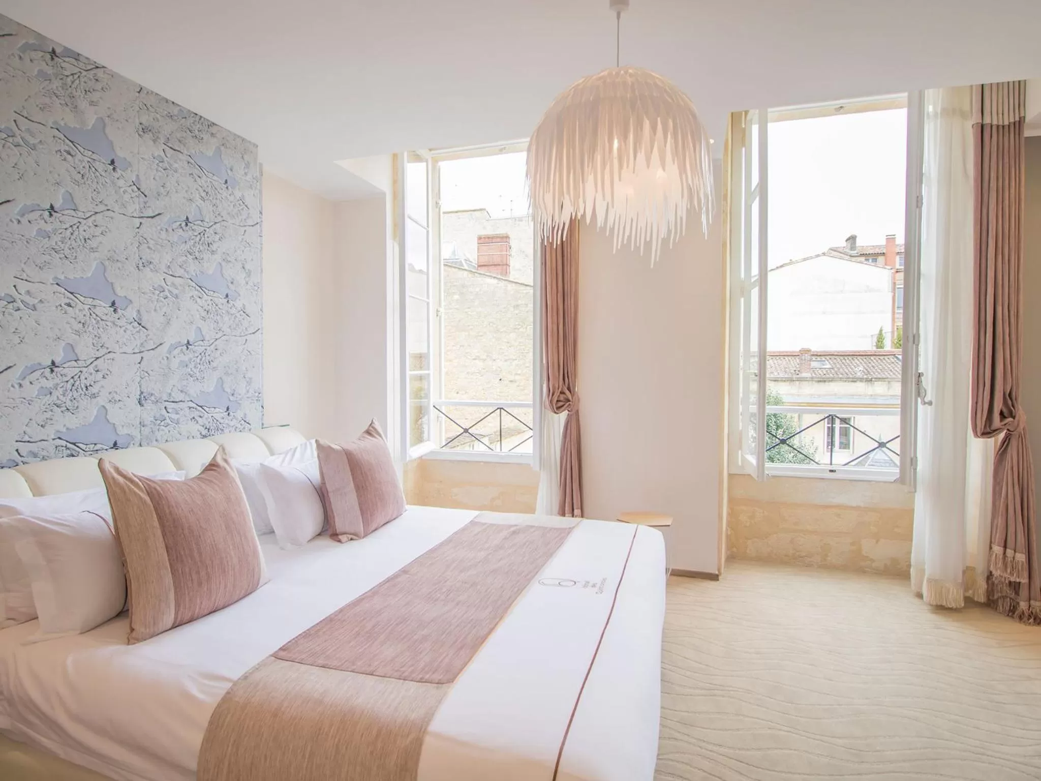 Bedroom, Bed in Hotel des Quinconces Bordeaux Centre