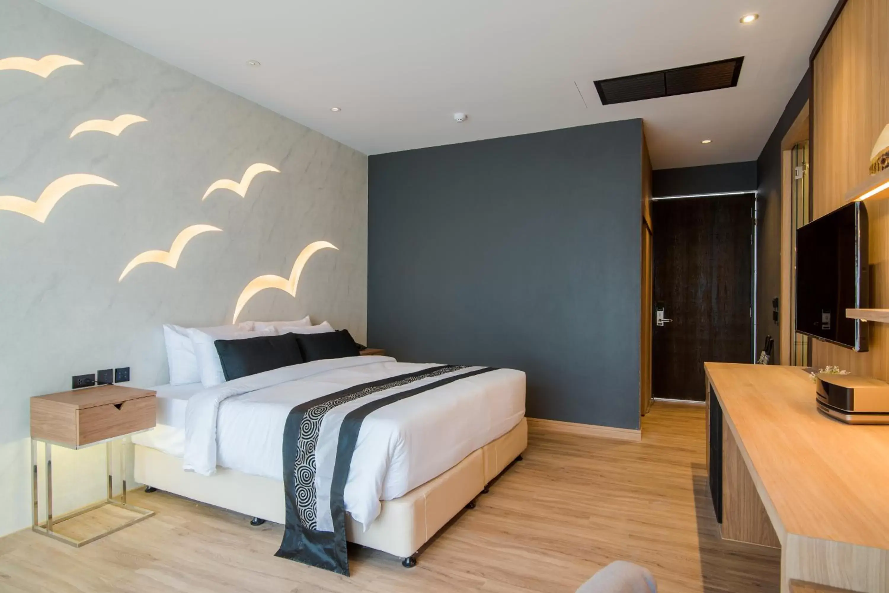 Bedroom, Bed in The Yana Villas Hua Hin
