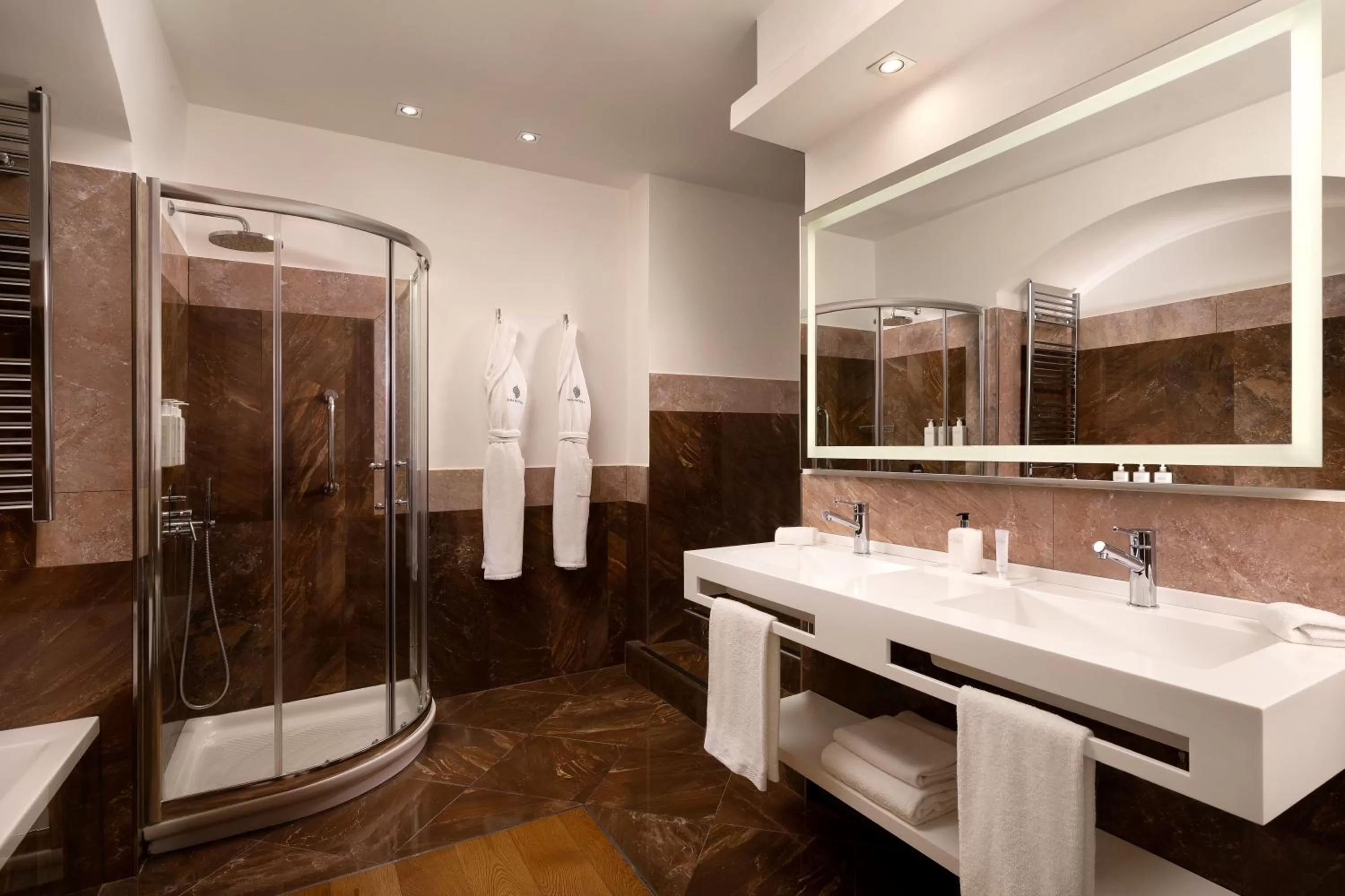 Bathroom in Sina Villa Medici, Autograph Collection