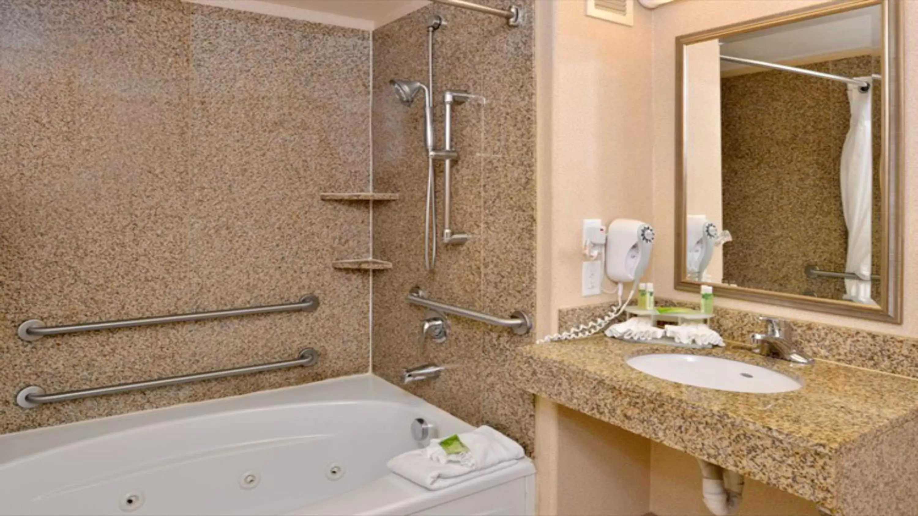 Bedroom, Bathroom in Holiday Inn Express Hotel & Suites Lincoln-Roseville Area, an IHG Hotel