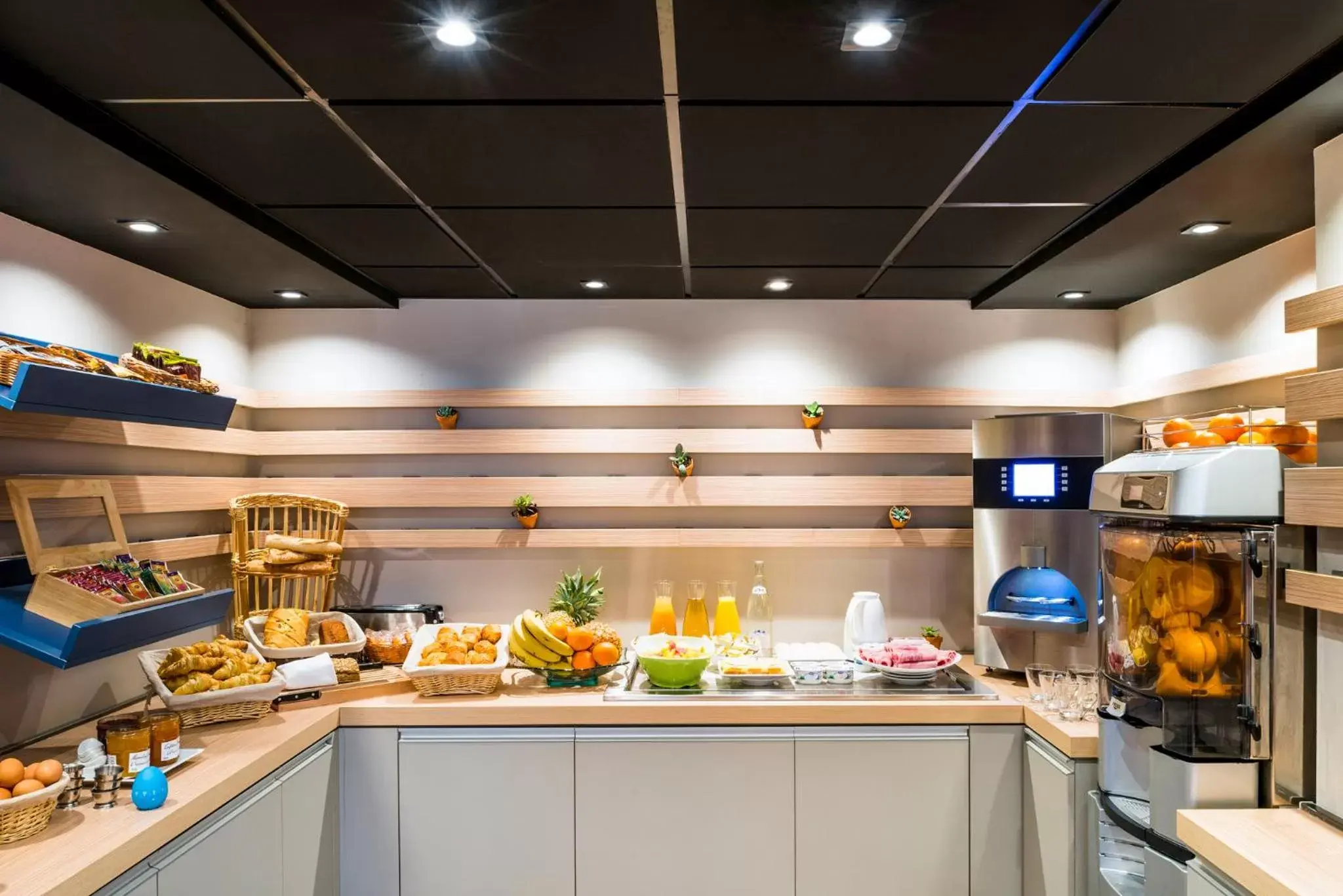 Restaurant/places to eat, Food in ibis Styles Clamart Gare Grand Paris
