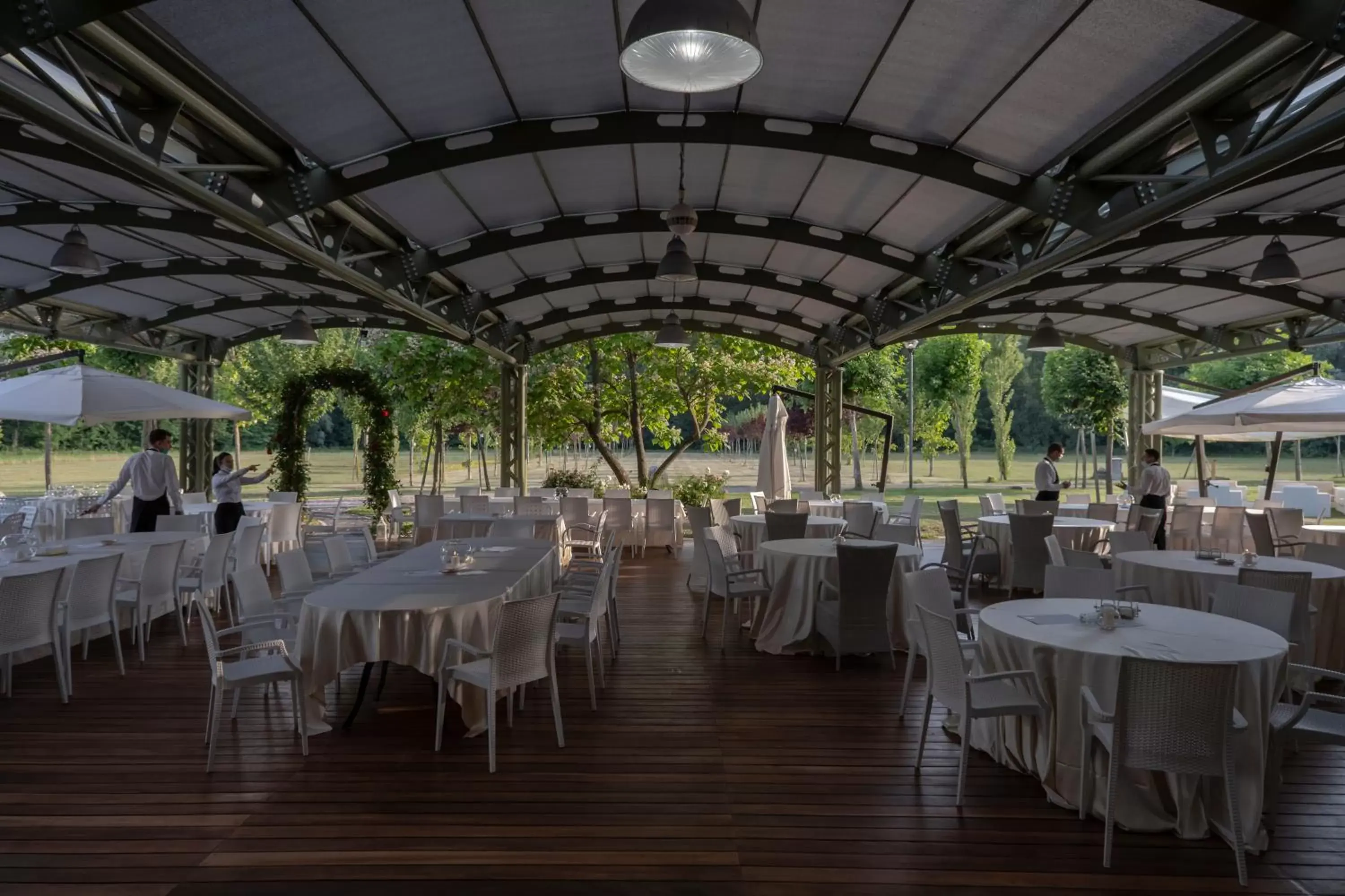 Restaurant/places to eat, Banquet Facilities in Magione Papale Relais