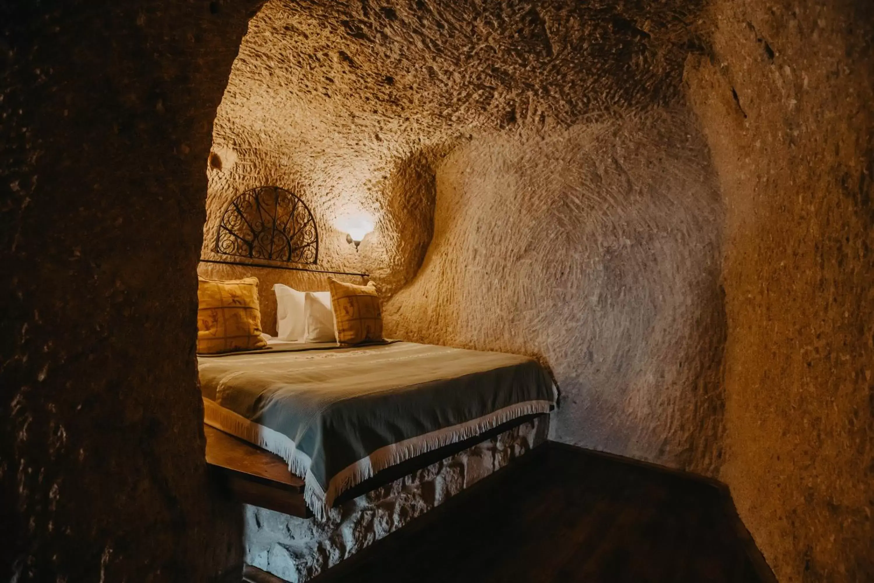 Bed in Melekler Evi Cave Hotel