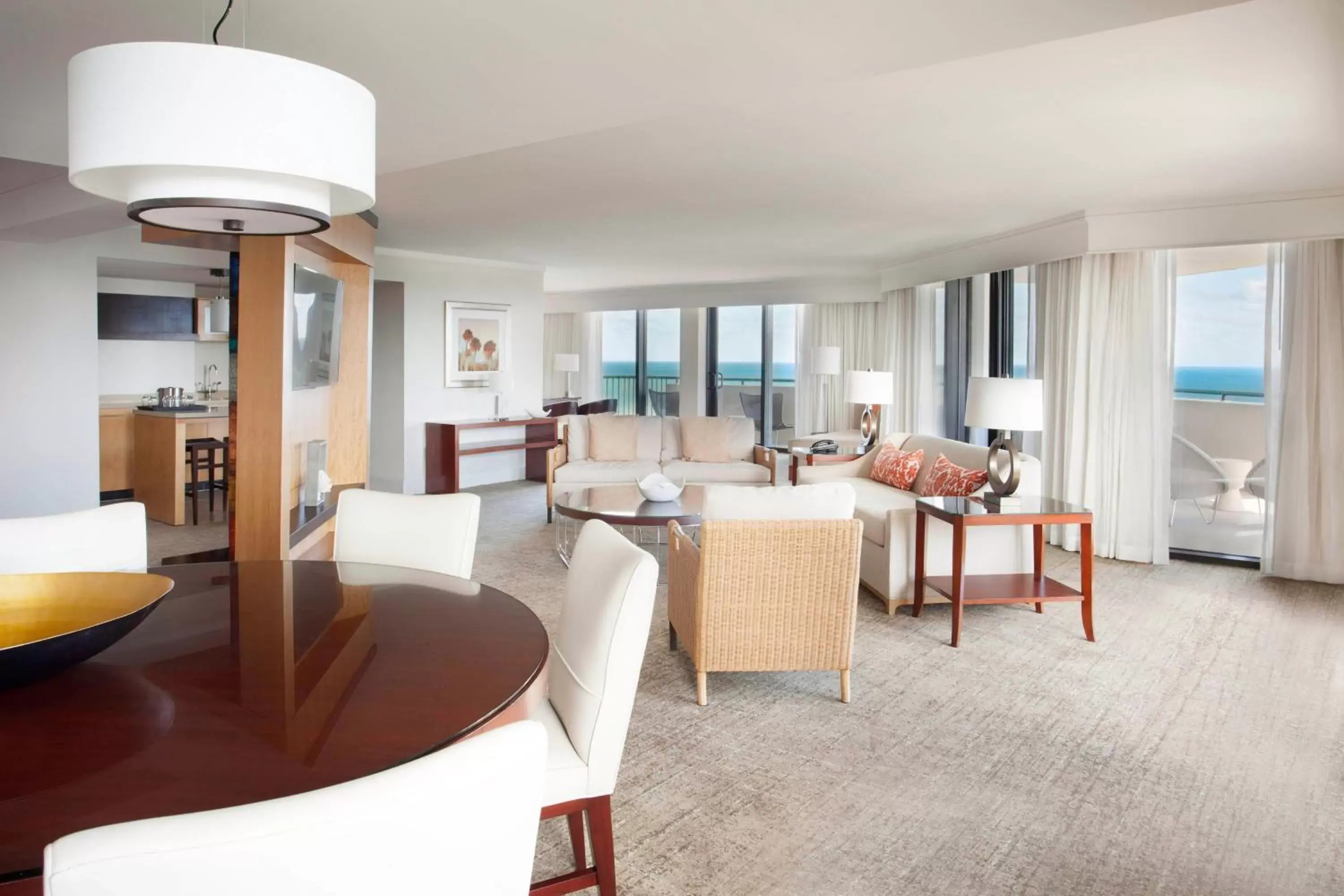 Living room, Seating Area in Fort Lauderdale Marriott Harbor Beach Resort & Spa