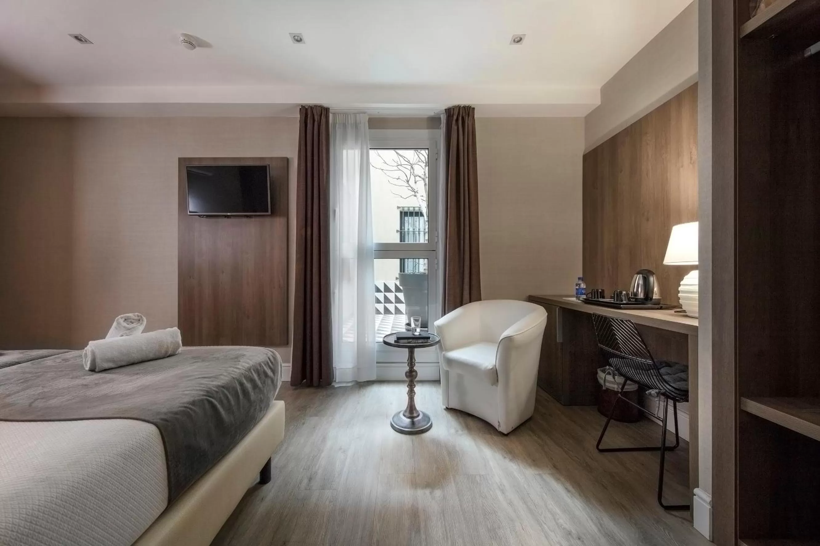 Photo of the whole room, Bed in Hotel Oasis