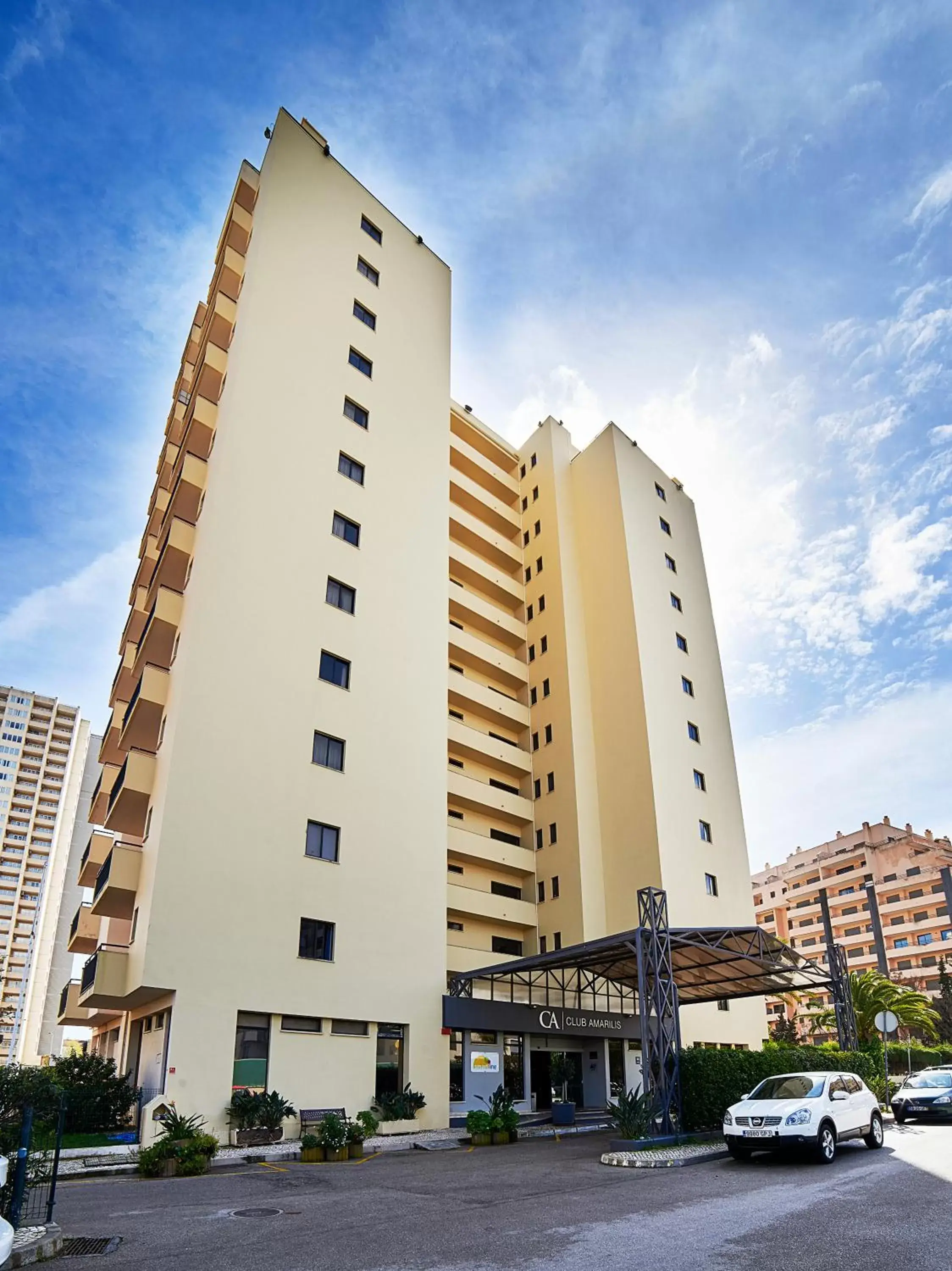 Facade/entrance, Property Building in RR Club Amarilis