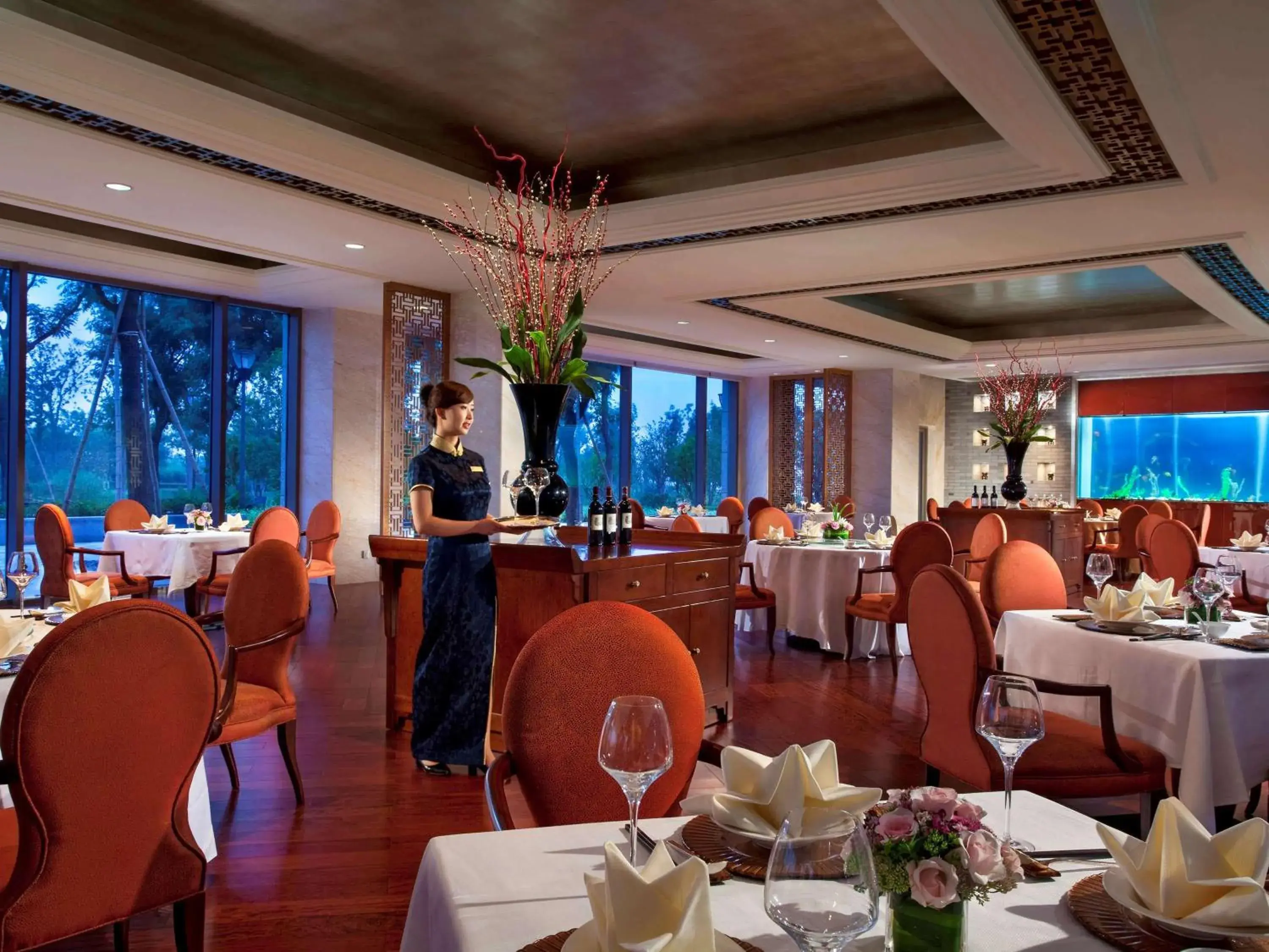 Restaurant/places to eat in Fairmont Yangcheng Lake Restaurant/places to eat in Fairmont Yangcheng Lake