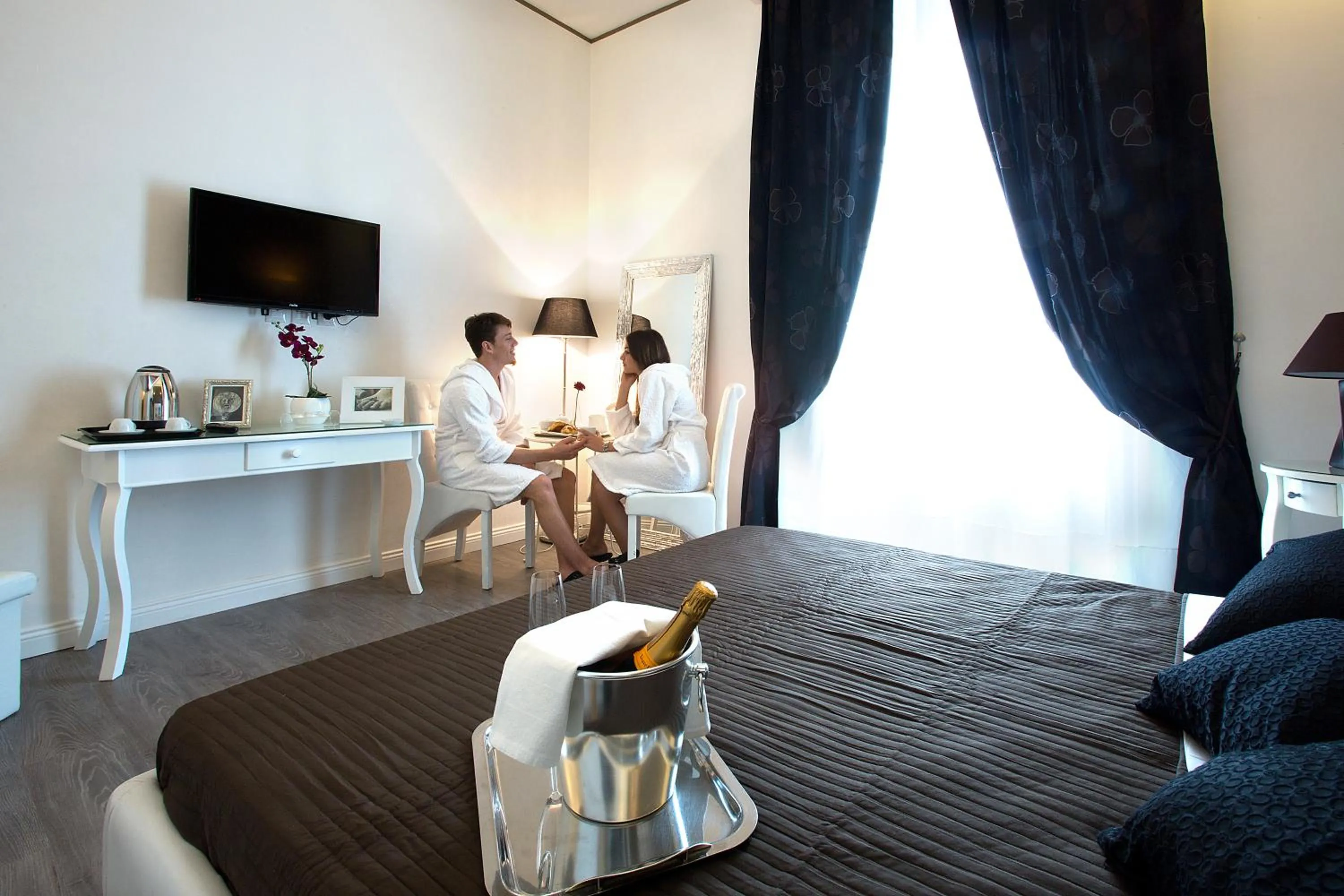 Bed in Rome Key Home